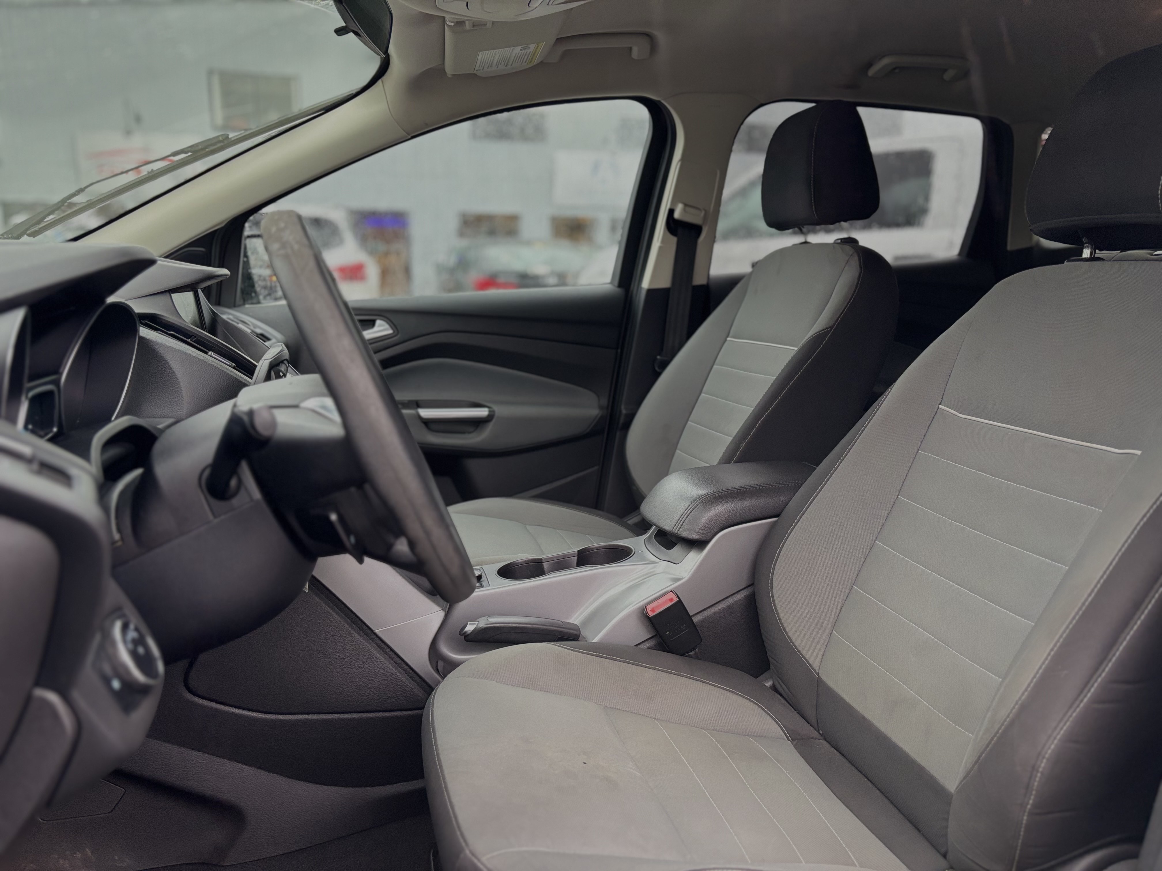 /canwestautoinc/2013-Ford-Escape-2293378434789497.jpg