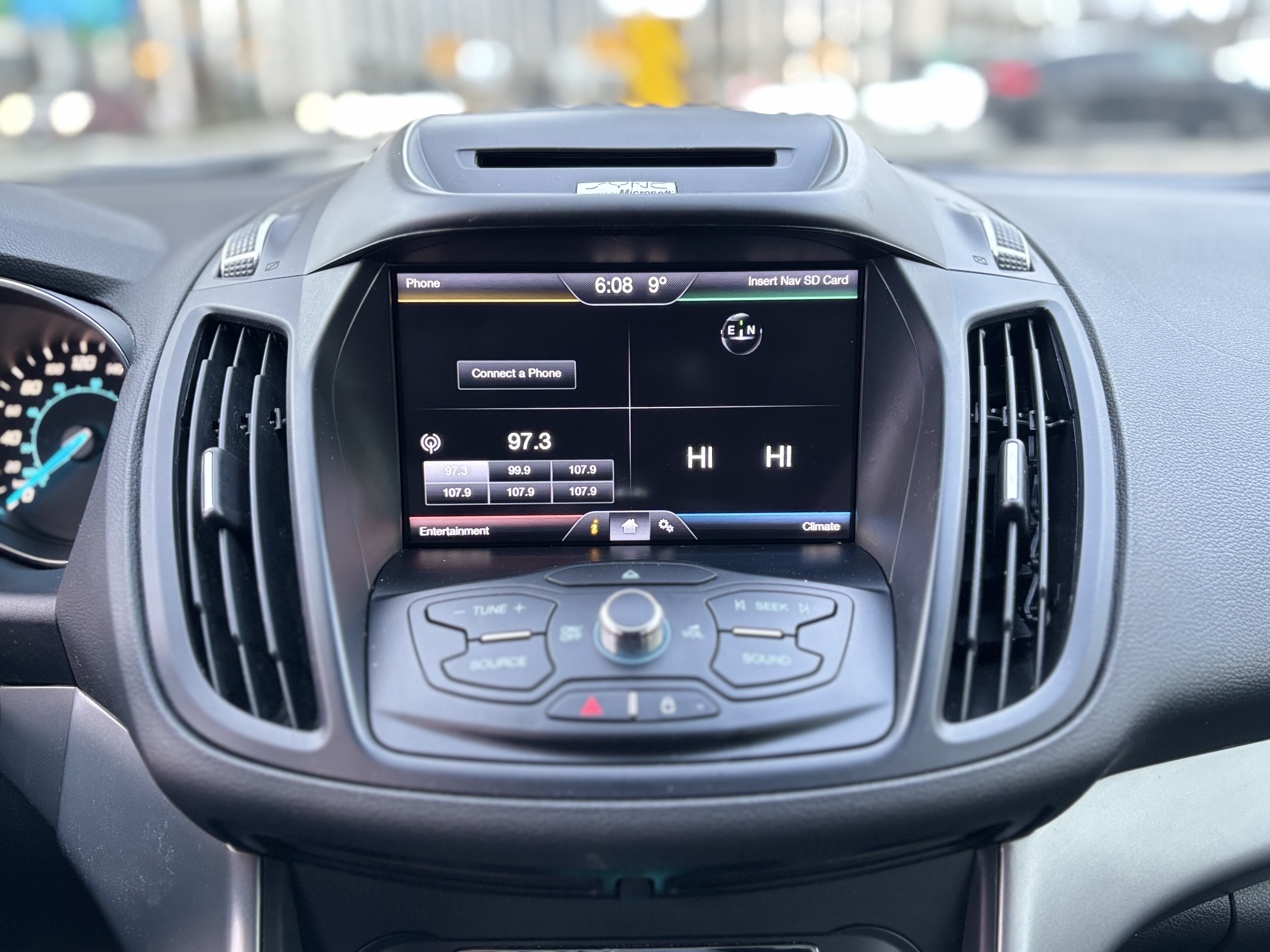 /canwestautoinc/2013-Ford-Escape-3034068922301527.jpg