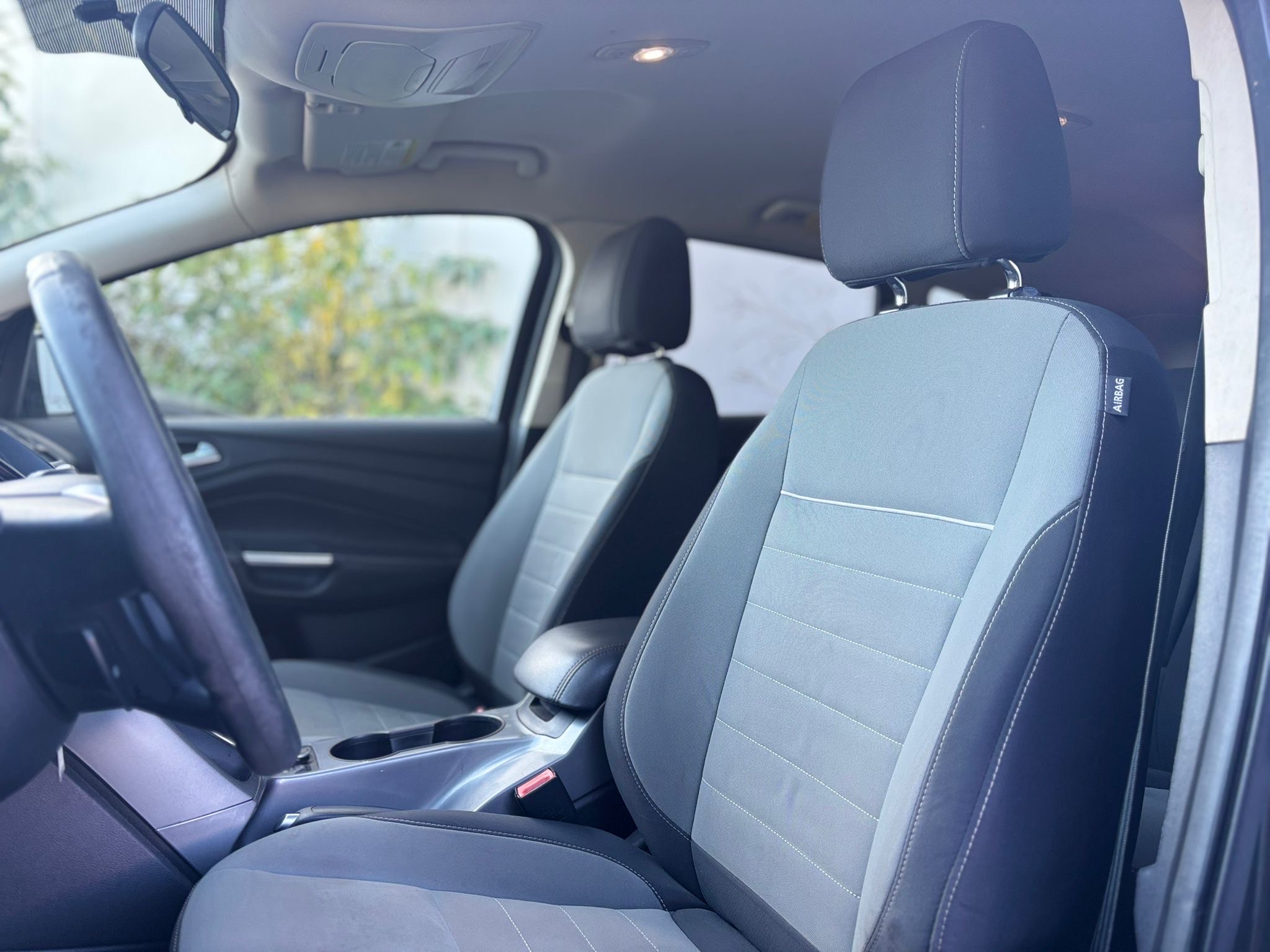 /canwestautoinc/2013-Ford-Escape-32908646787832985.jpg