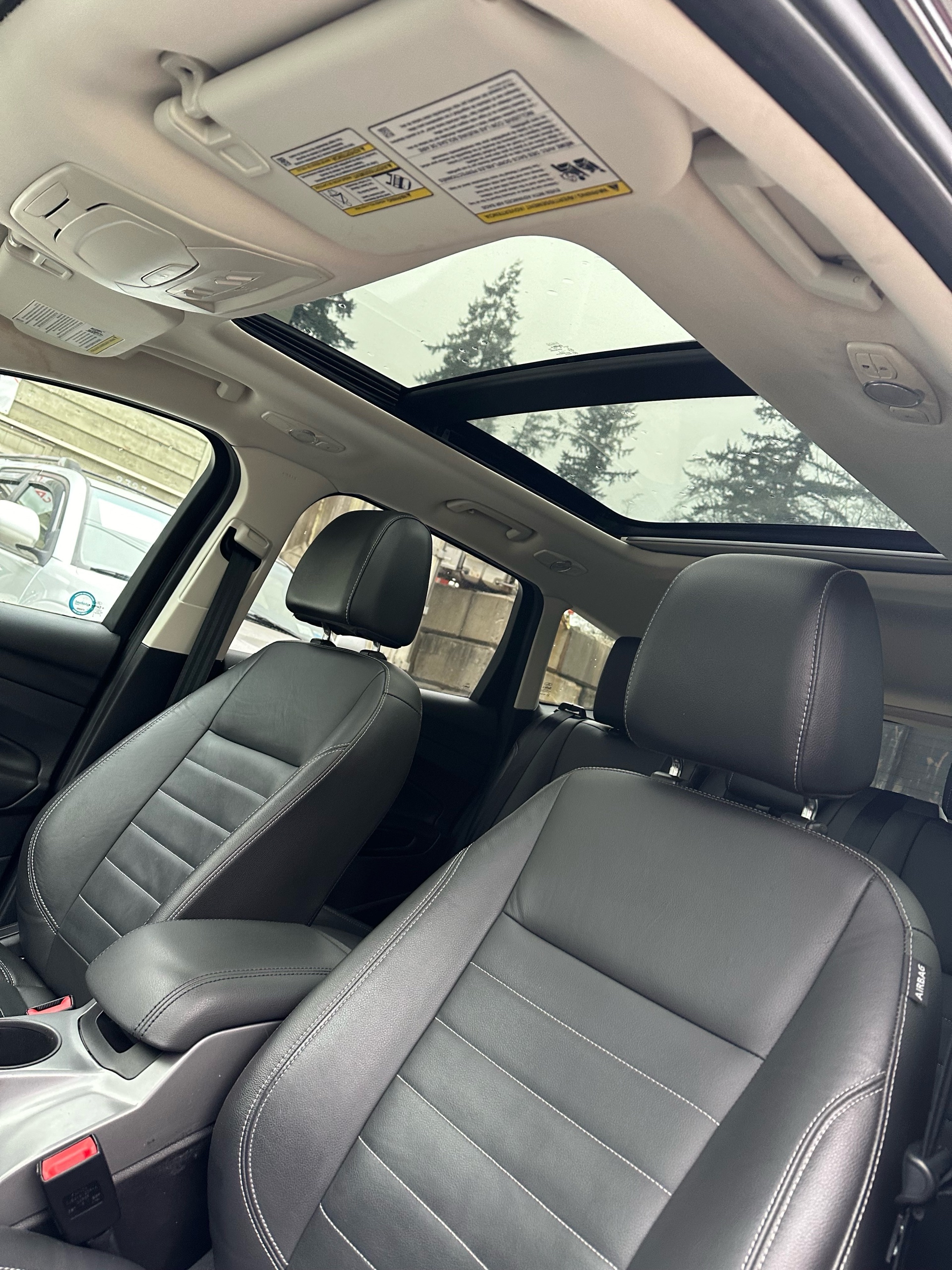 /canwestautoinc/2013-Ford-Escape-6171711726673734.jpg