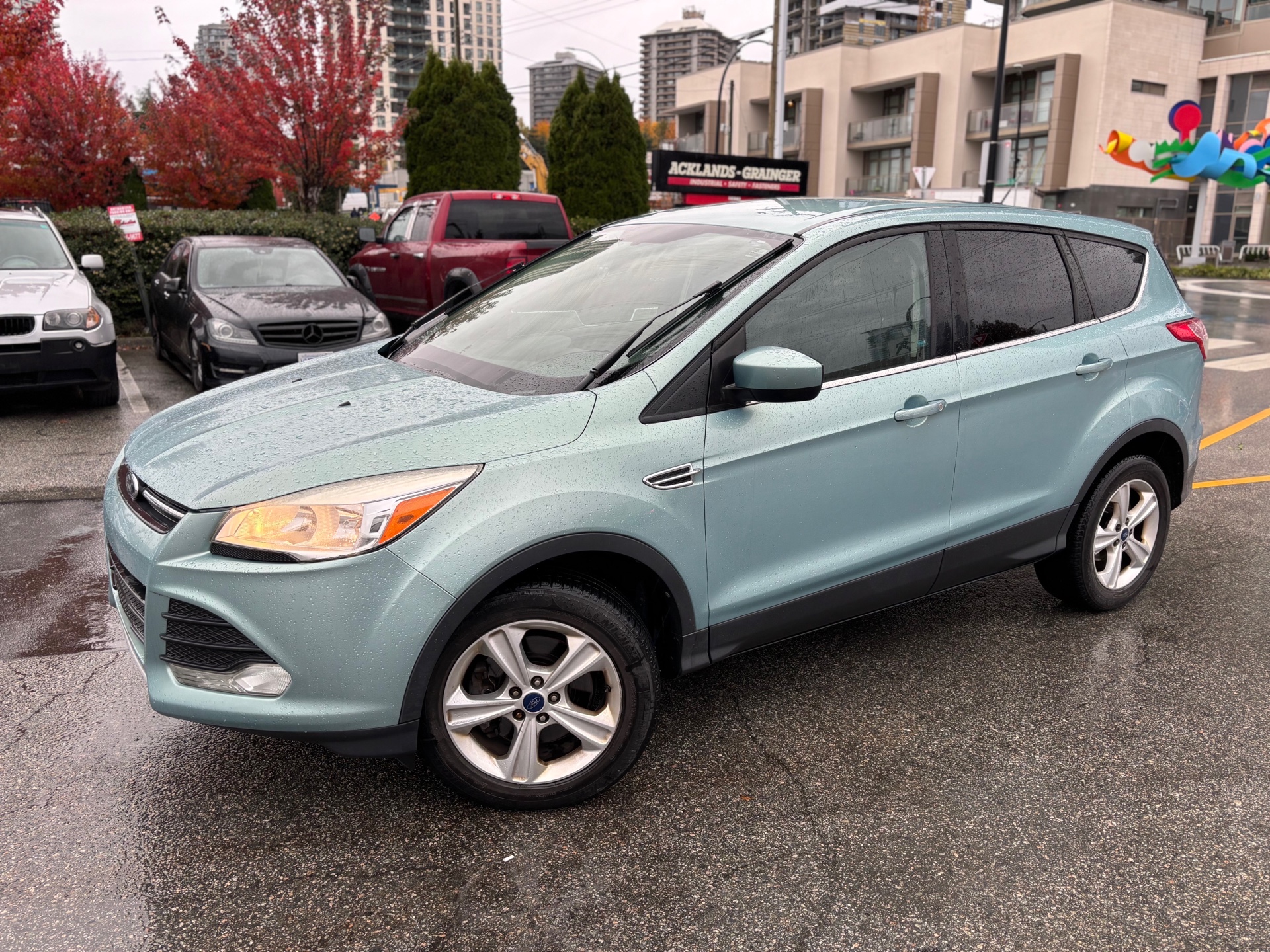 /canwestautoinc/2013-Ford-Escape-7868696151102799.jpg