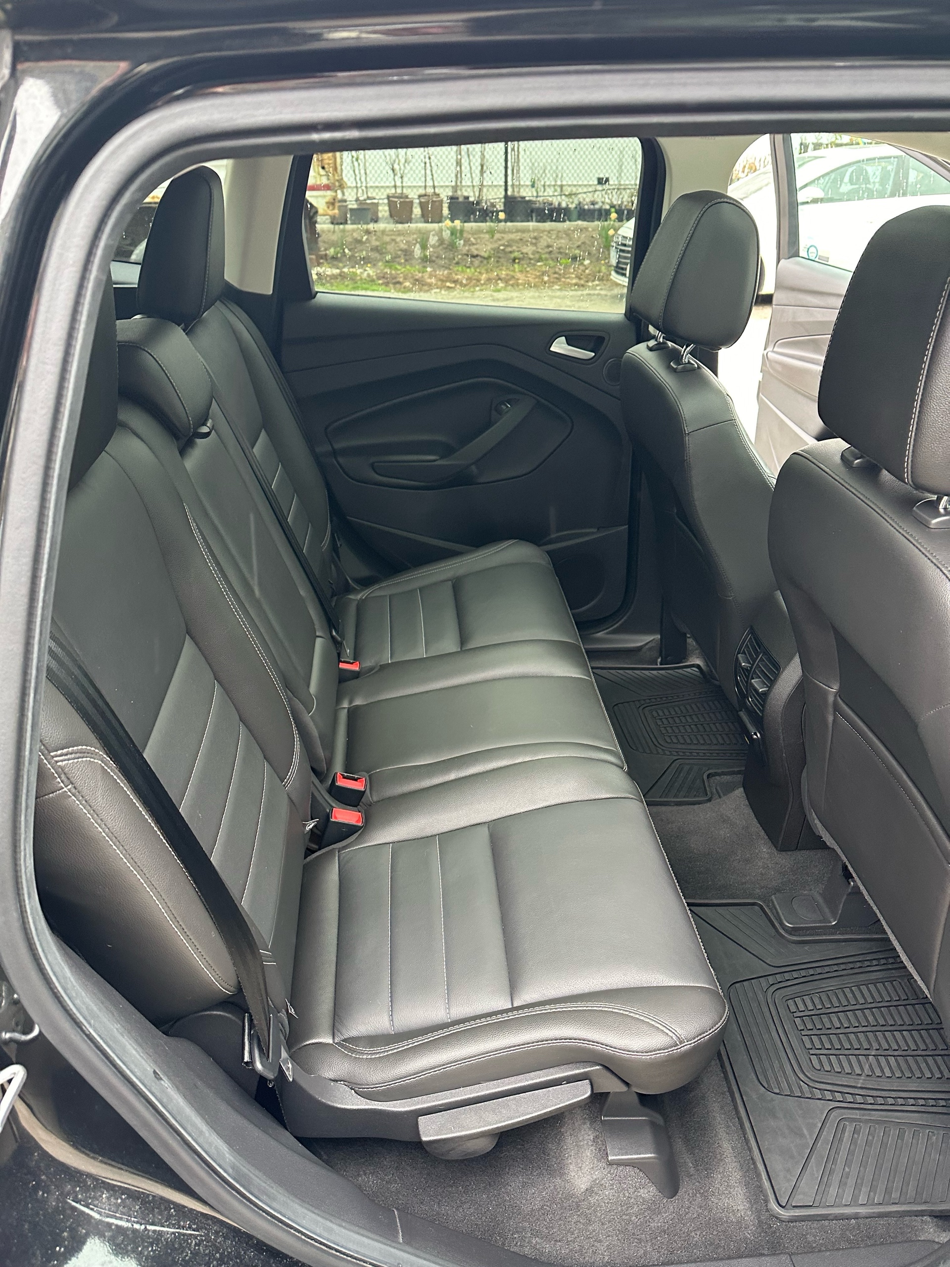 /canwestautoinc/2013-Ford-Escape-7908327369429147.jpg