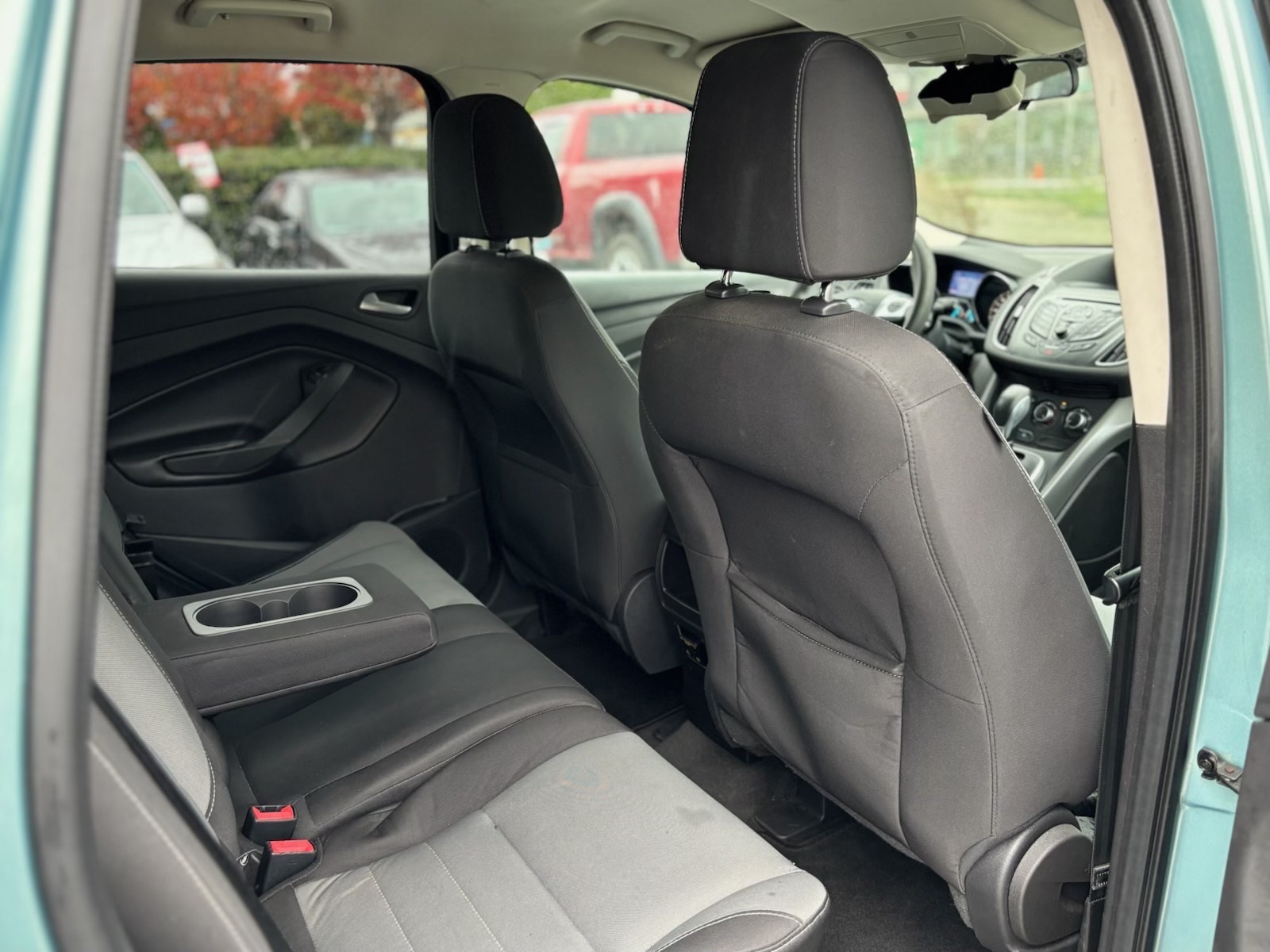 /canwestautoinc/2013-Ford-Escape-8295196780645908.jpg