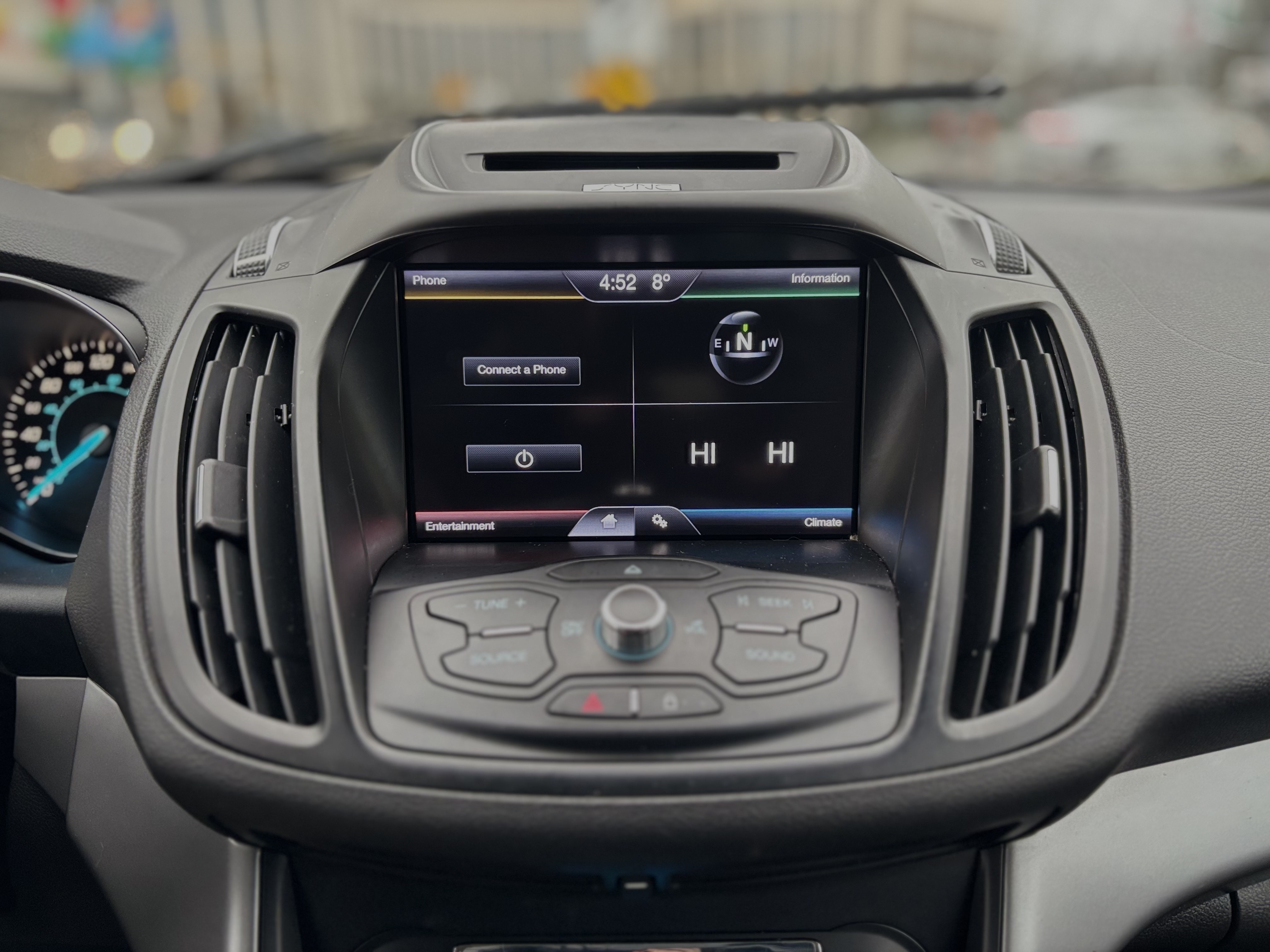 /canwestautoinc/2013-Ford-Escape-8353931252771634.jpg