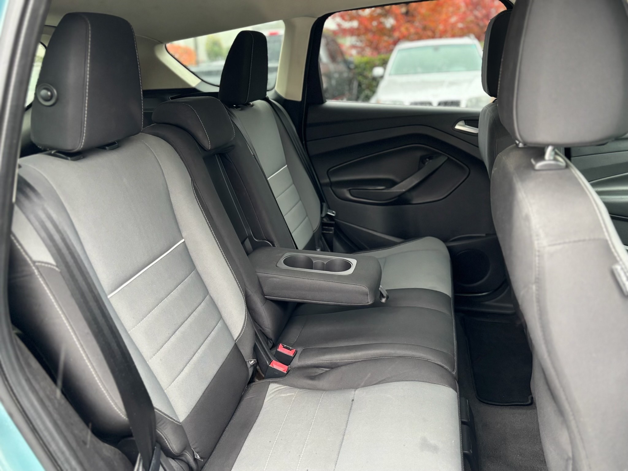 /canwestautoinc/2013-Ford-Escape-9173272663952794.jpg