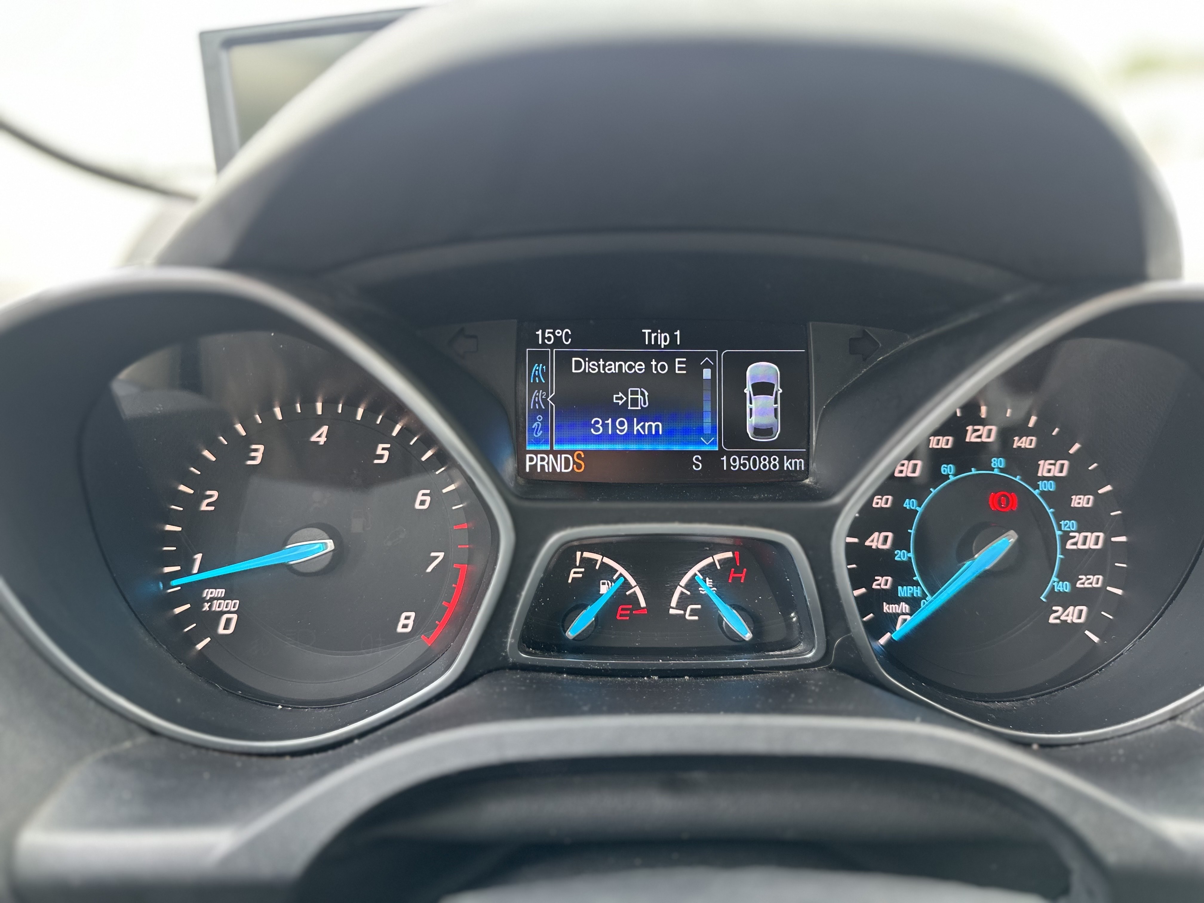 /canwestautoinc/2013-Ford-Escape-9670064688773035.jpg