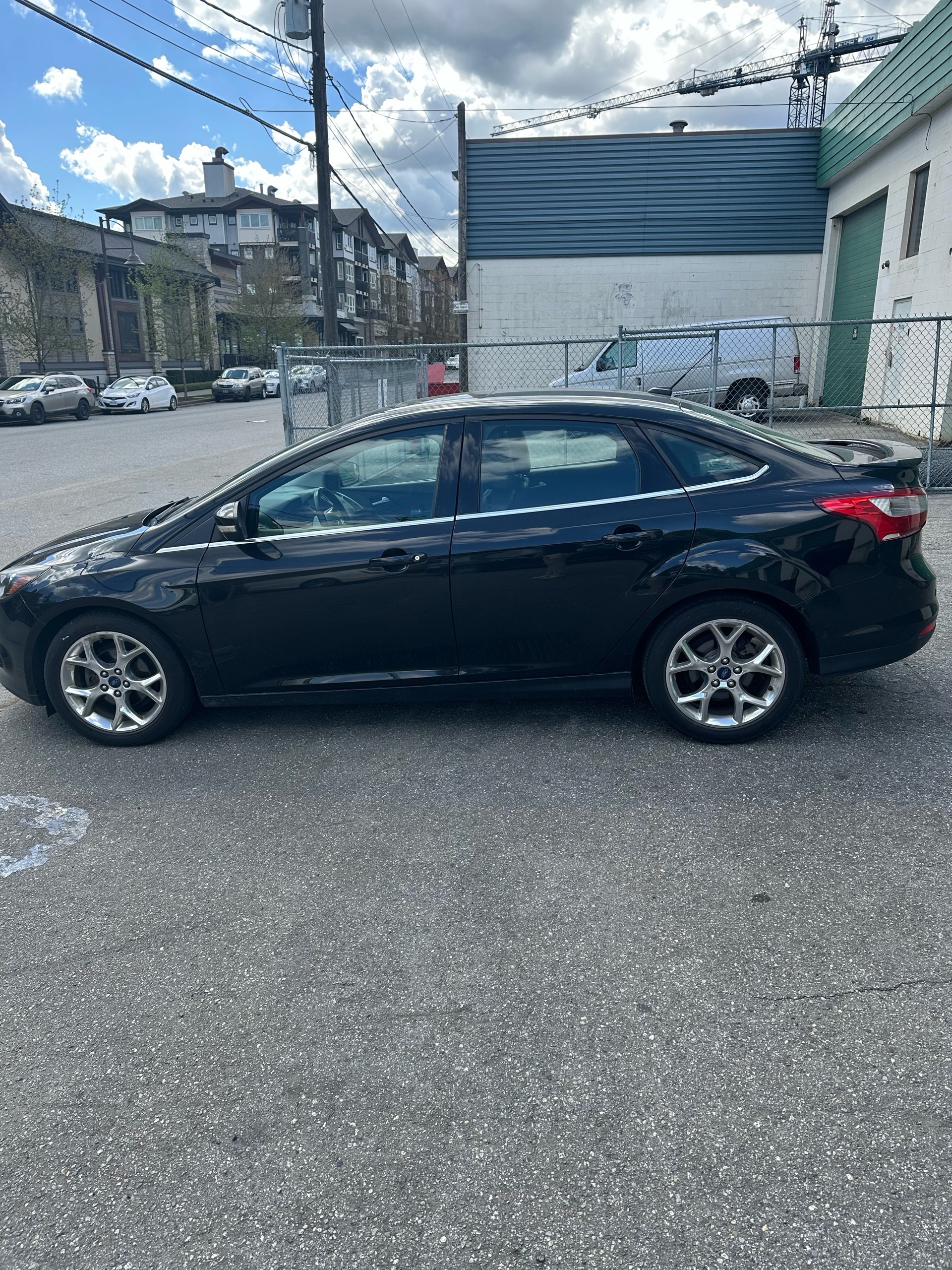 /canwestautoinc/2013-Ford-Focus-10240970427286444.jpg