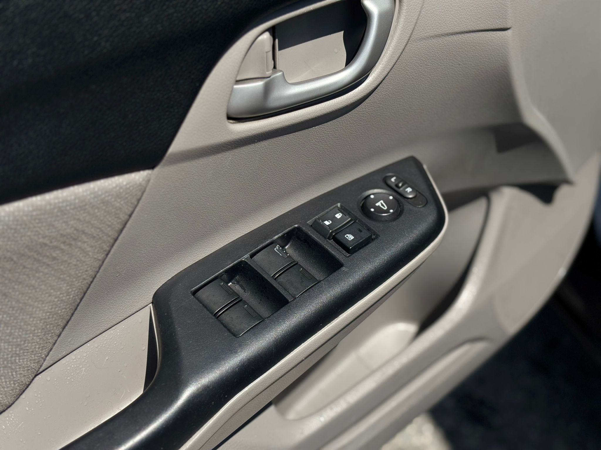 /canwestautoinc/2013-Honda-Civic-6612528001891484.jpg