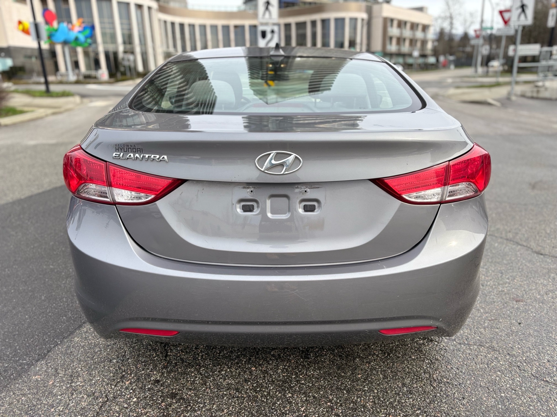 /canwestautoinc/2013-Hyundai-Elantra-3514630412595312.jpg