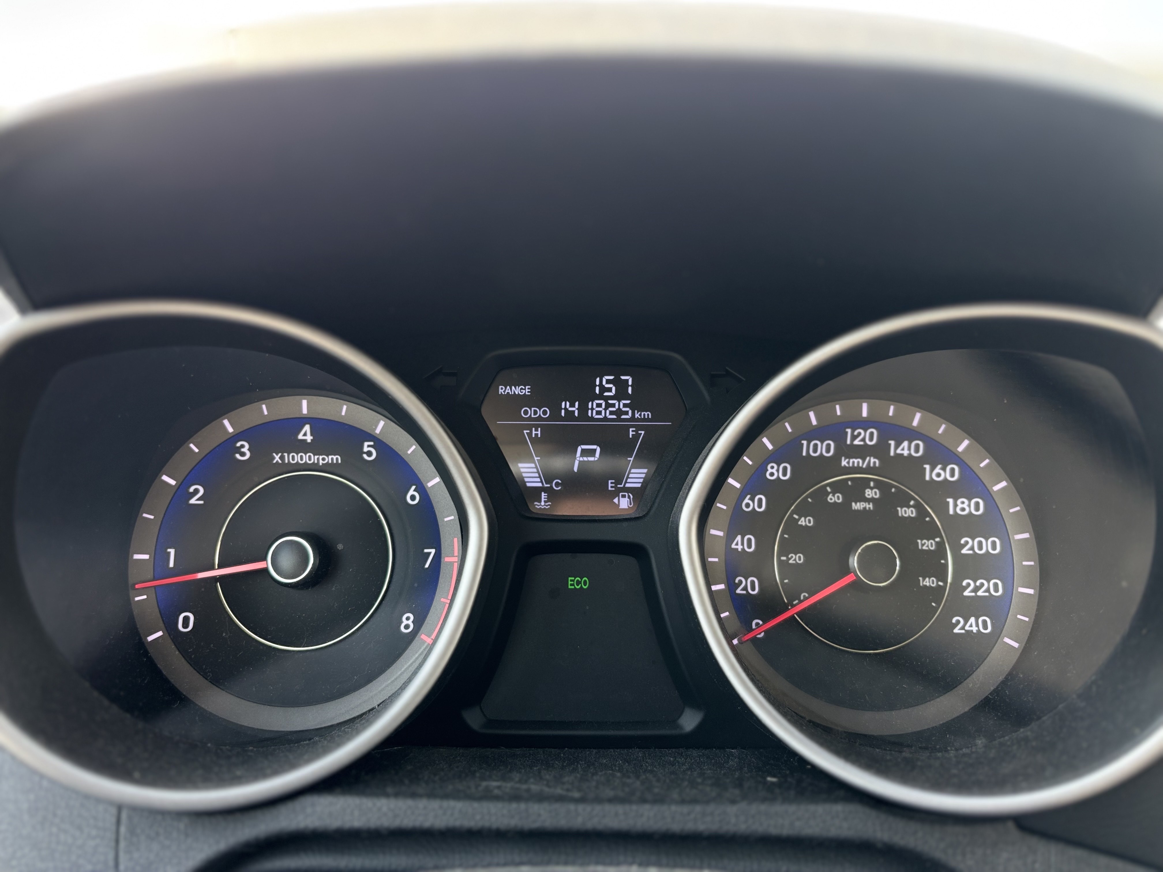 /canwestautoinc/2013-Hyundai-Elantra-4022379093301356.jpg
