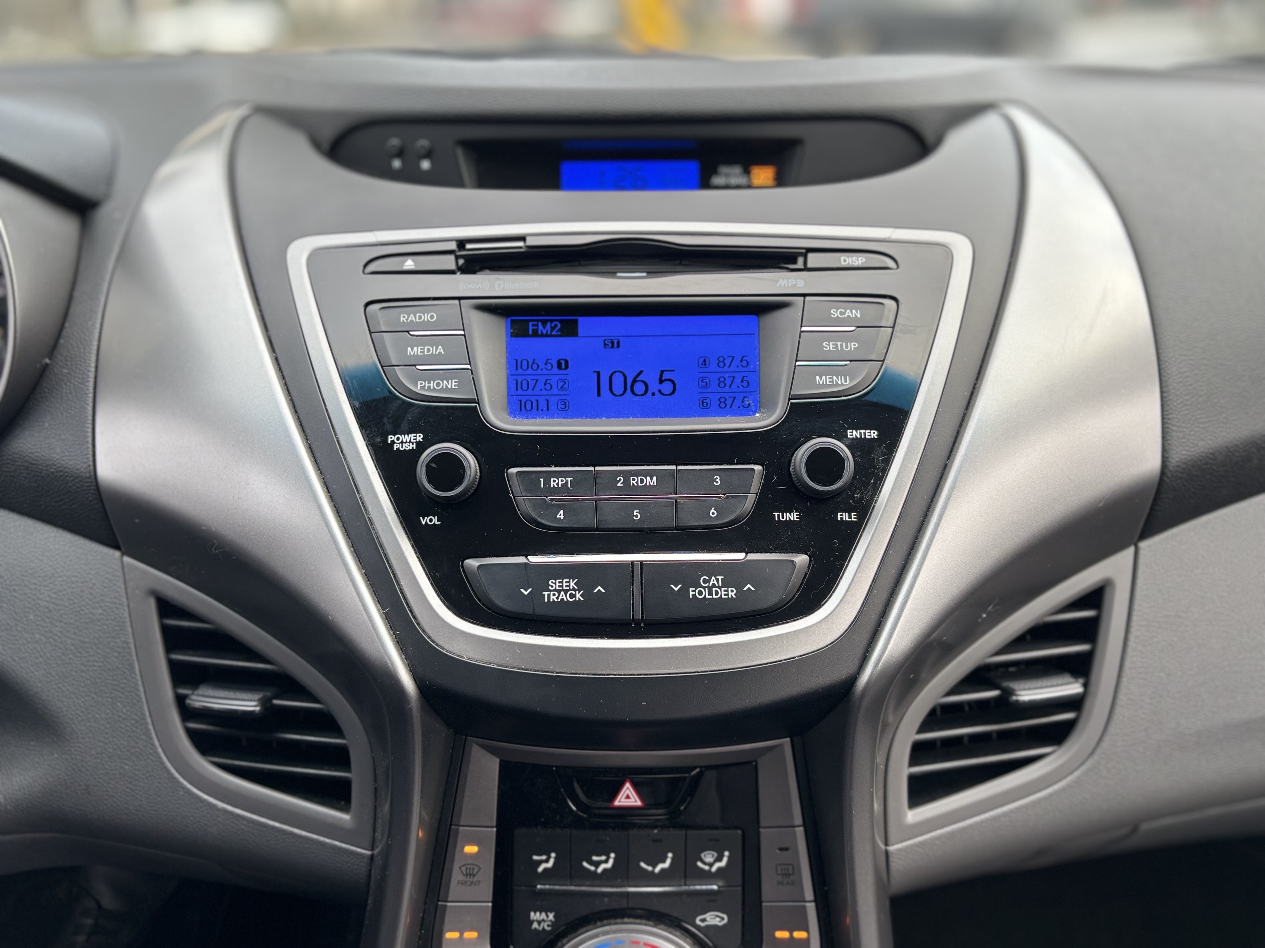 /canwestautoinc/2013-Hyundai-Elantra-8377619750406082.jpg