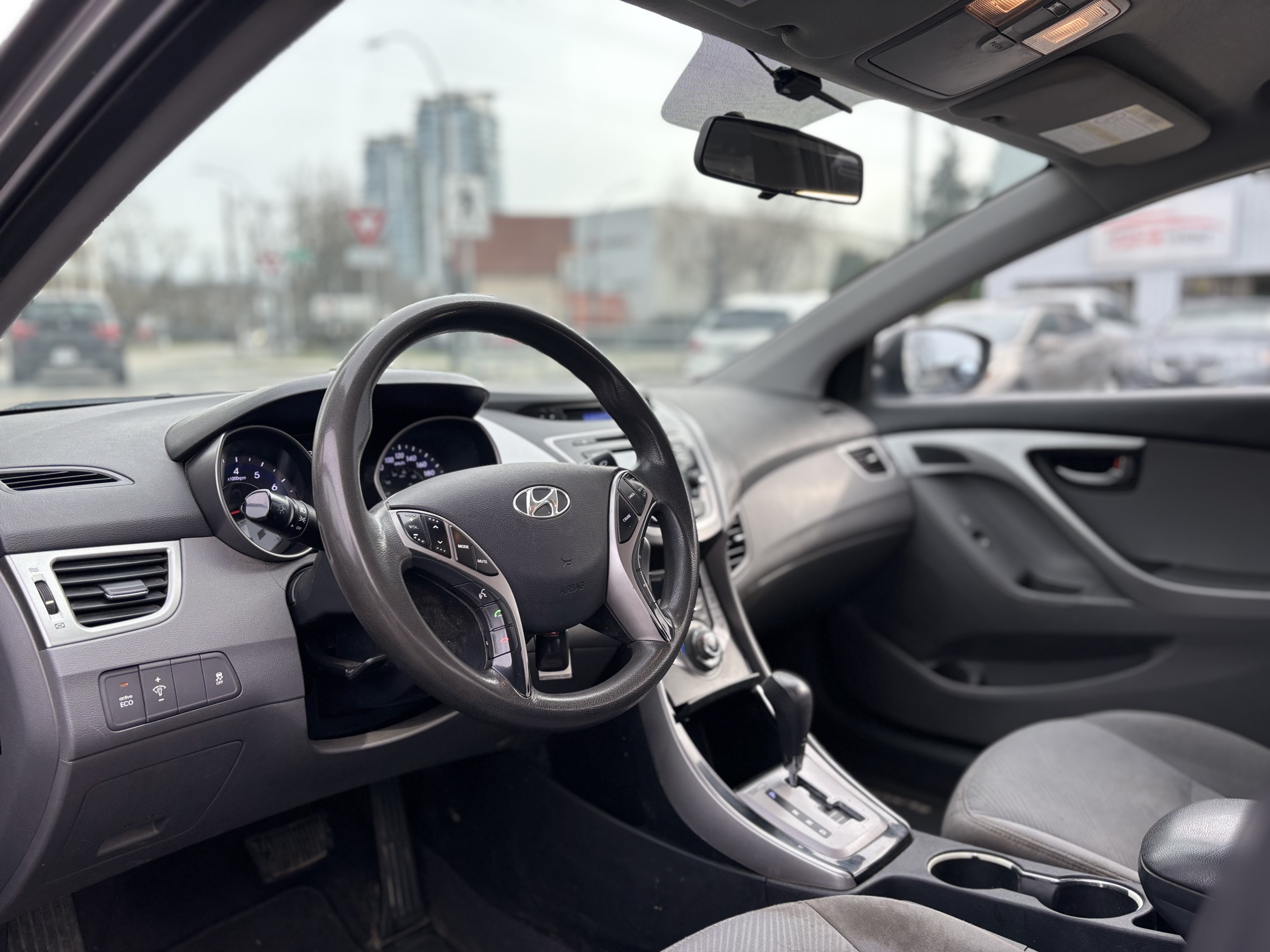 /canwestautoinc/2013-Hyundai-Elantra-9460675384965456.jpg