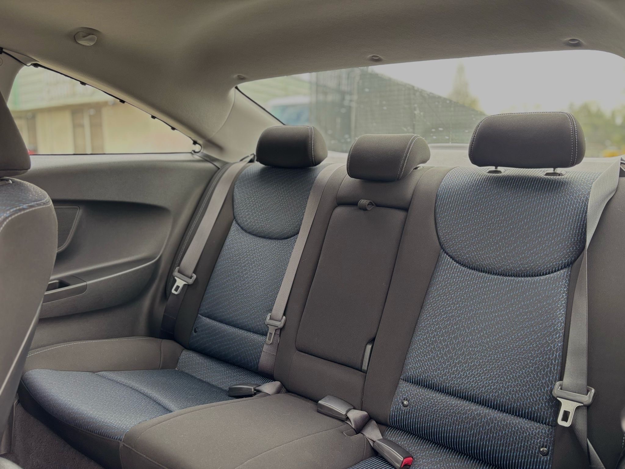 /canwestautoinc/2013-Hyundai-Elantra-9523935476780225.jpg