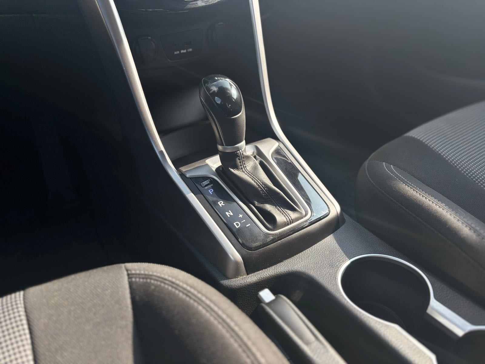 /canwestautoinc/2013-Hyundai-ElantraGT-43689978633413706.jpg