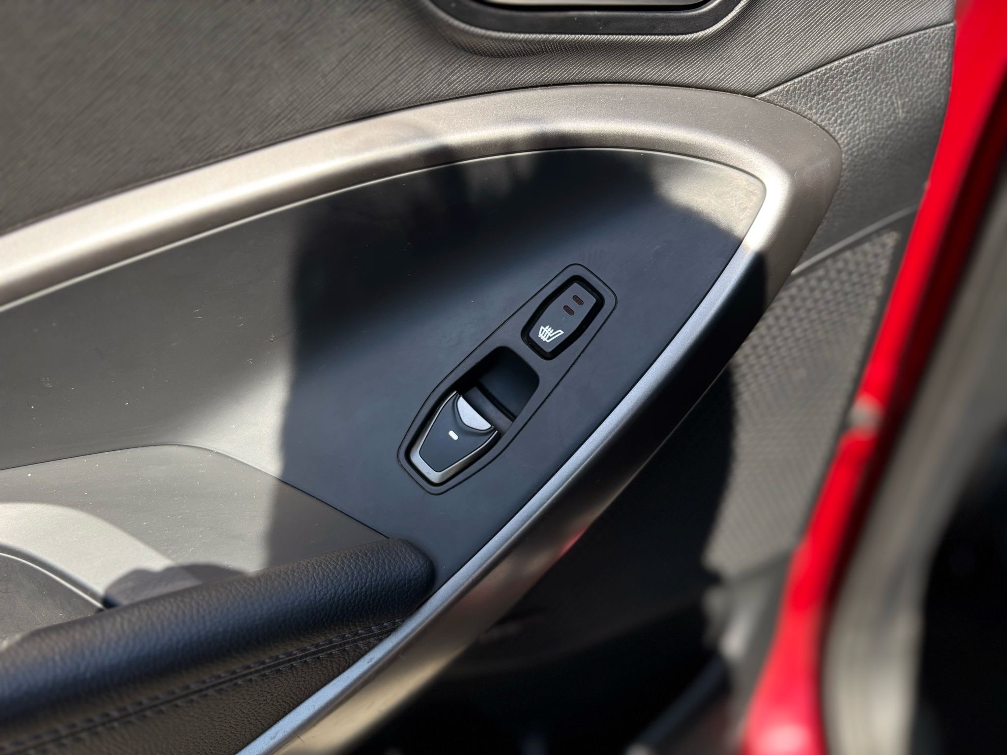 /canwestautoinc/2013-Hyundai-SantaFe-19467237852512742.jpg