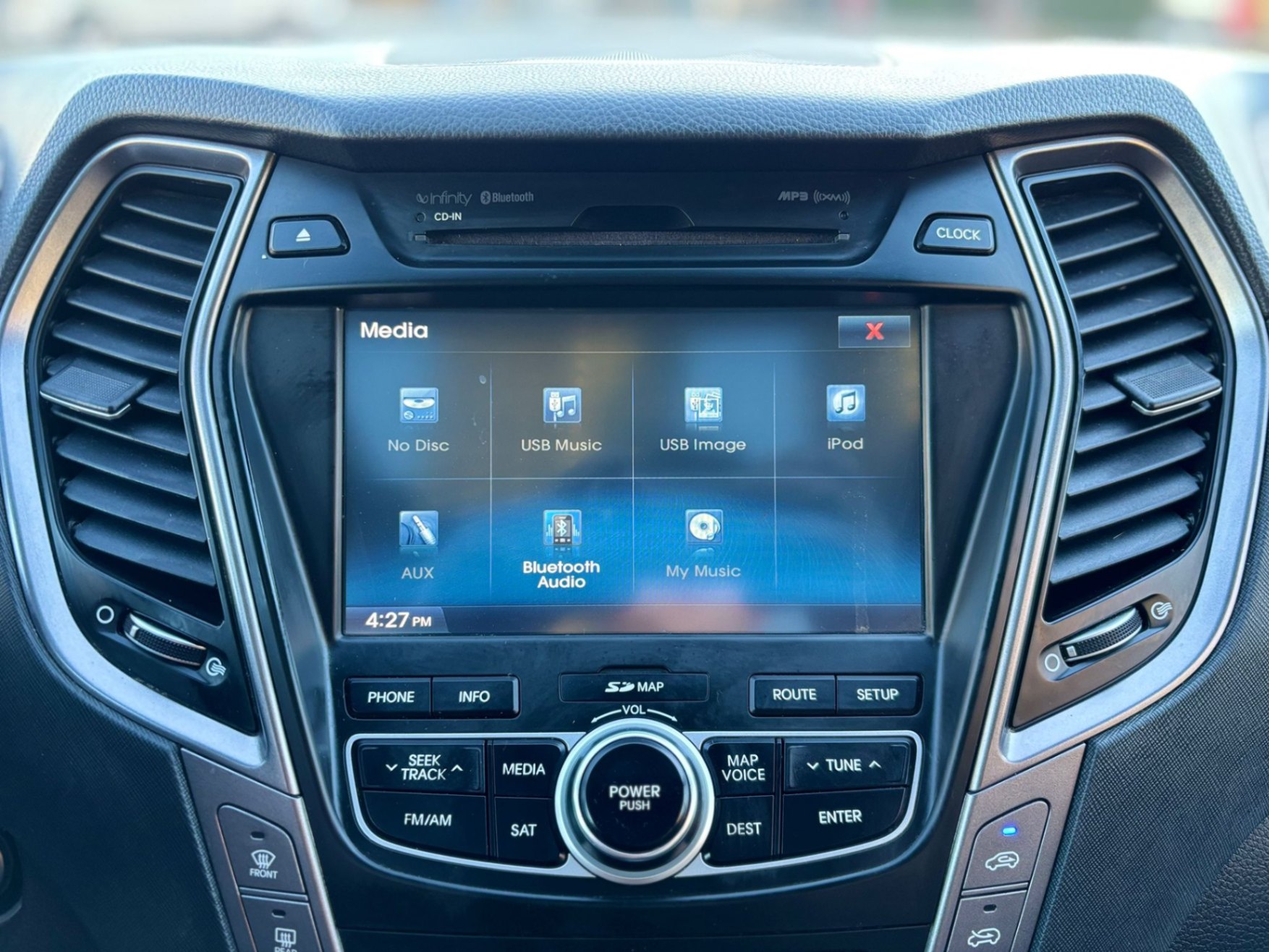 /canwestautoinc/2013-Hyundai-SantaFe-29725624069577017.jpg