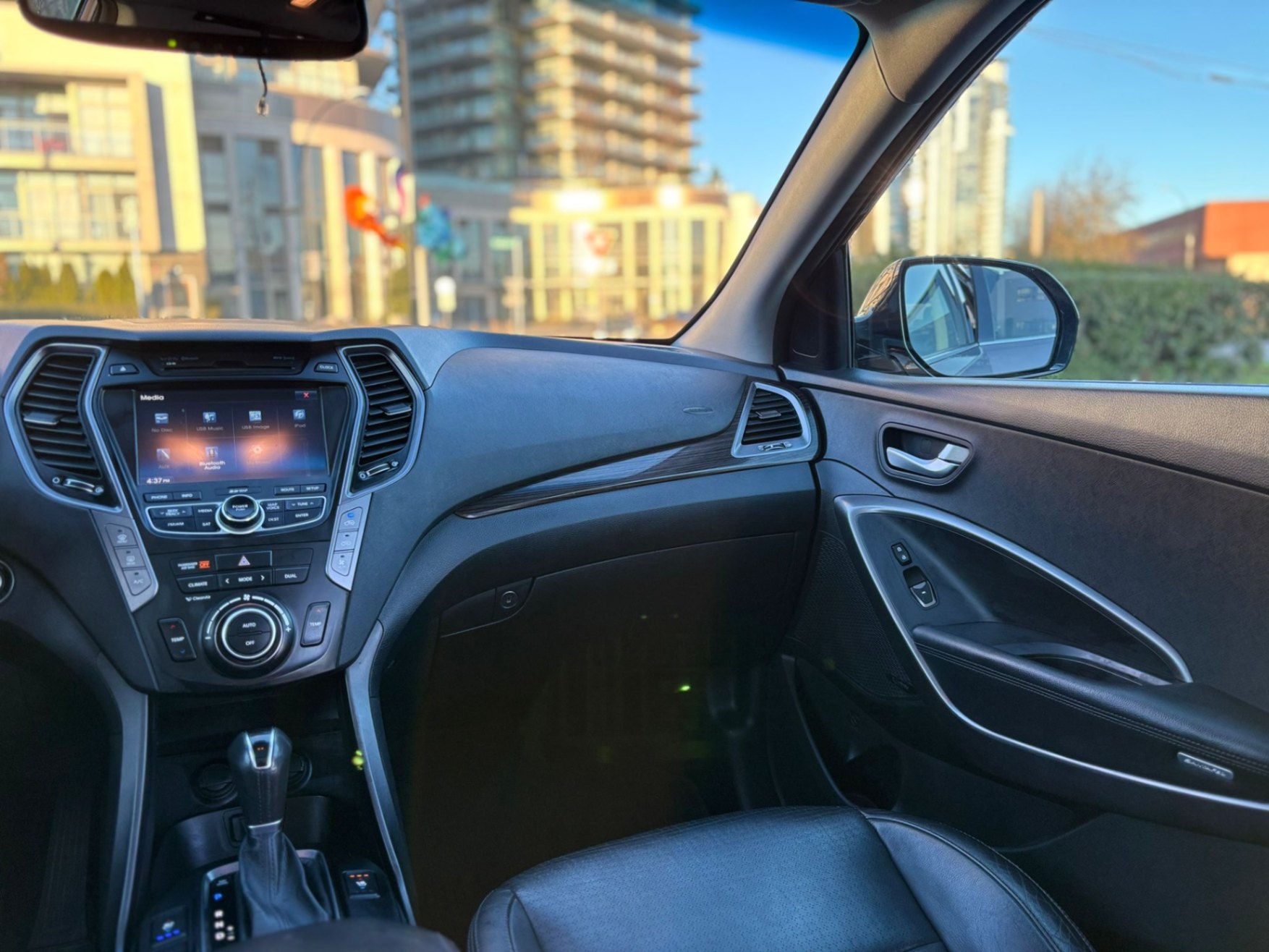 /canwestautoinc/2013-Hyundai-SantaFe-883077915773796.jpg