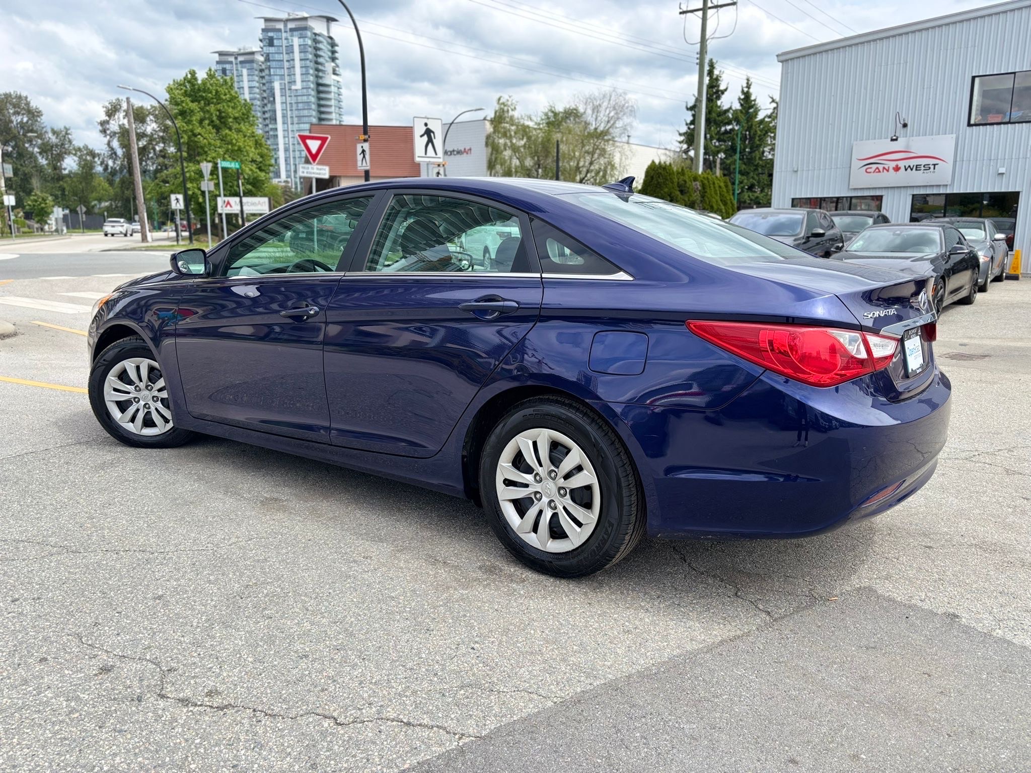 /canwestautoinc/2013-Hyundai-Sonata-18518394420679773.jpg