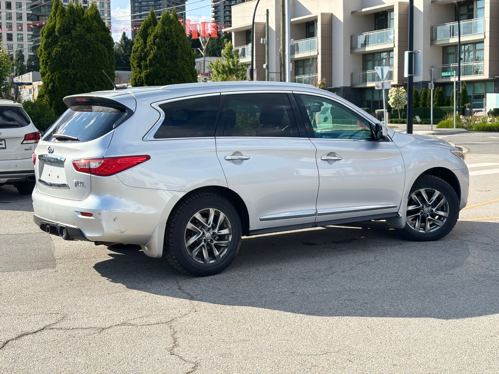 /canwestautoinc/2013-INFINITI-JX35-06507150092354119.jpg