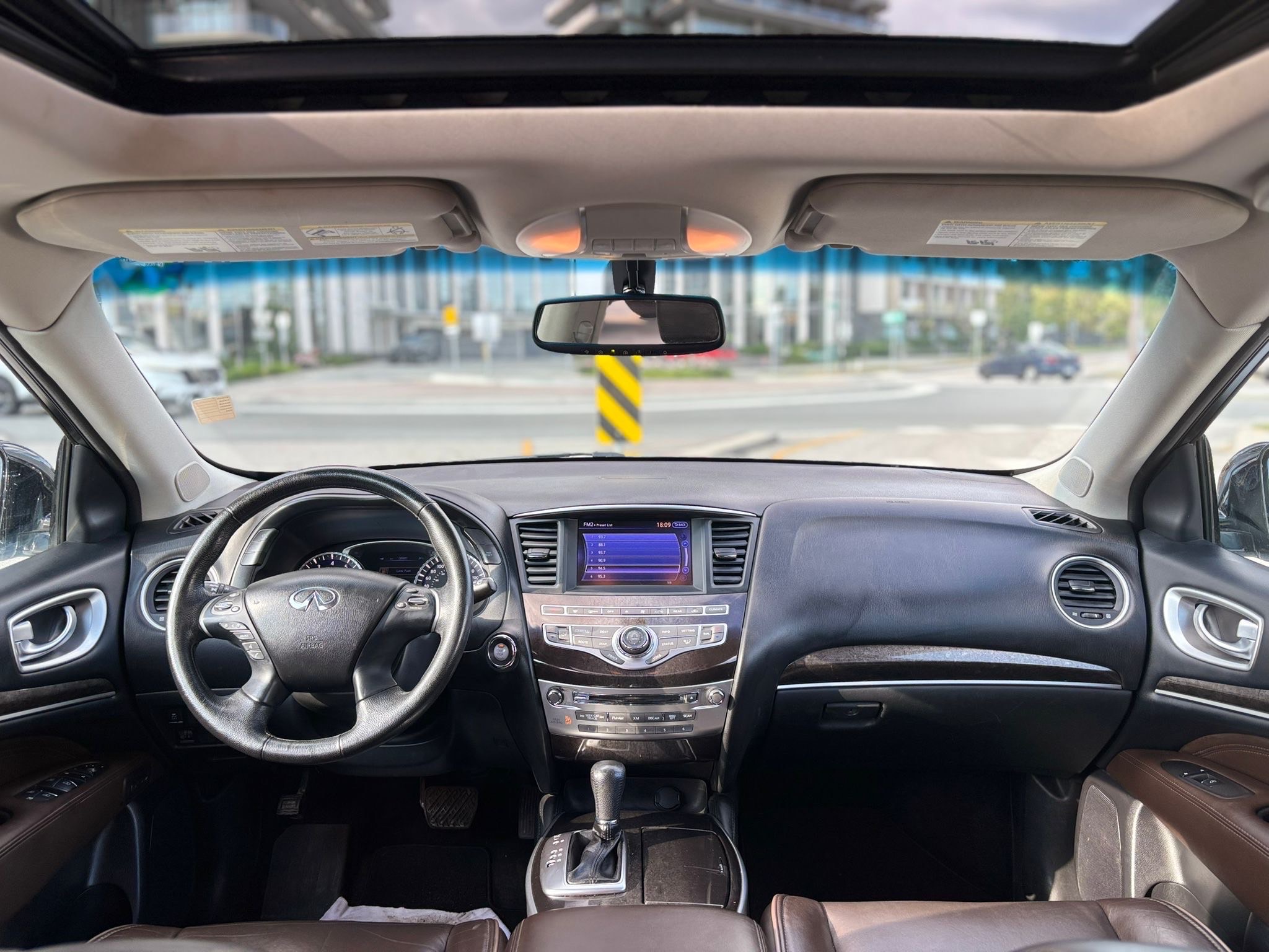 /canwestautoinc/2013-INFINITI-JX35-24781250688968726.jpg