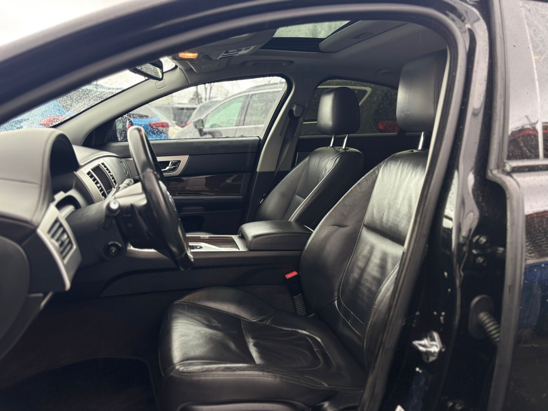/canwestautoinc/2013-Jaguar-XF-43419601496025395.jpg