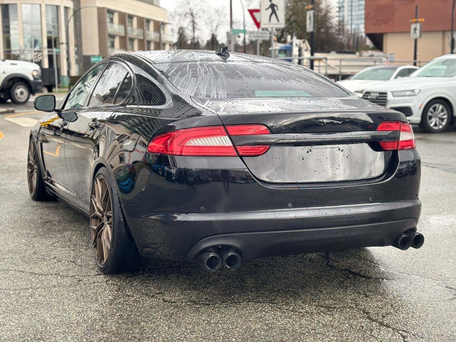 /canwestautoinc/2013-Jaguar-XF-6868231366167996.jpg