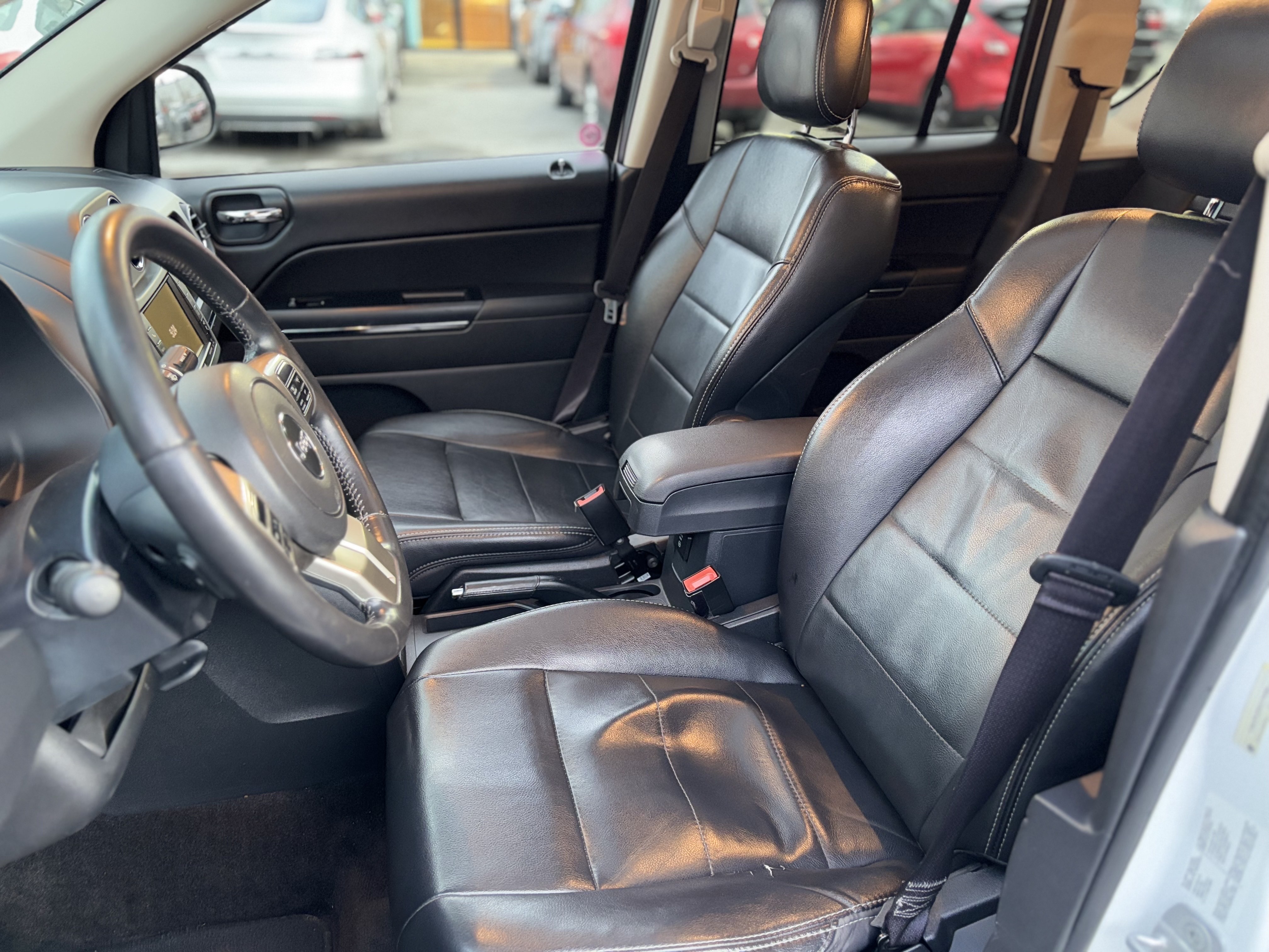 /canwestautoinc/2013-Jeep-Compass-03633612944578246.jpg