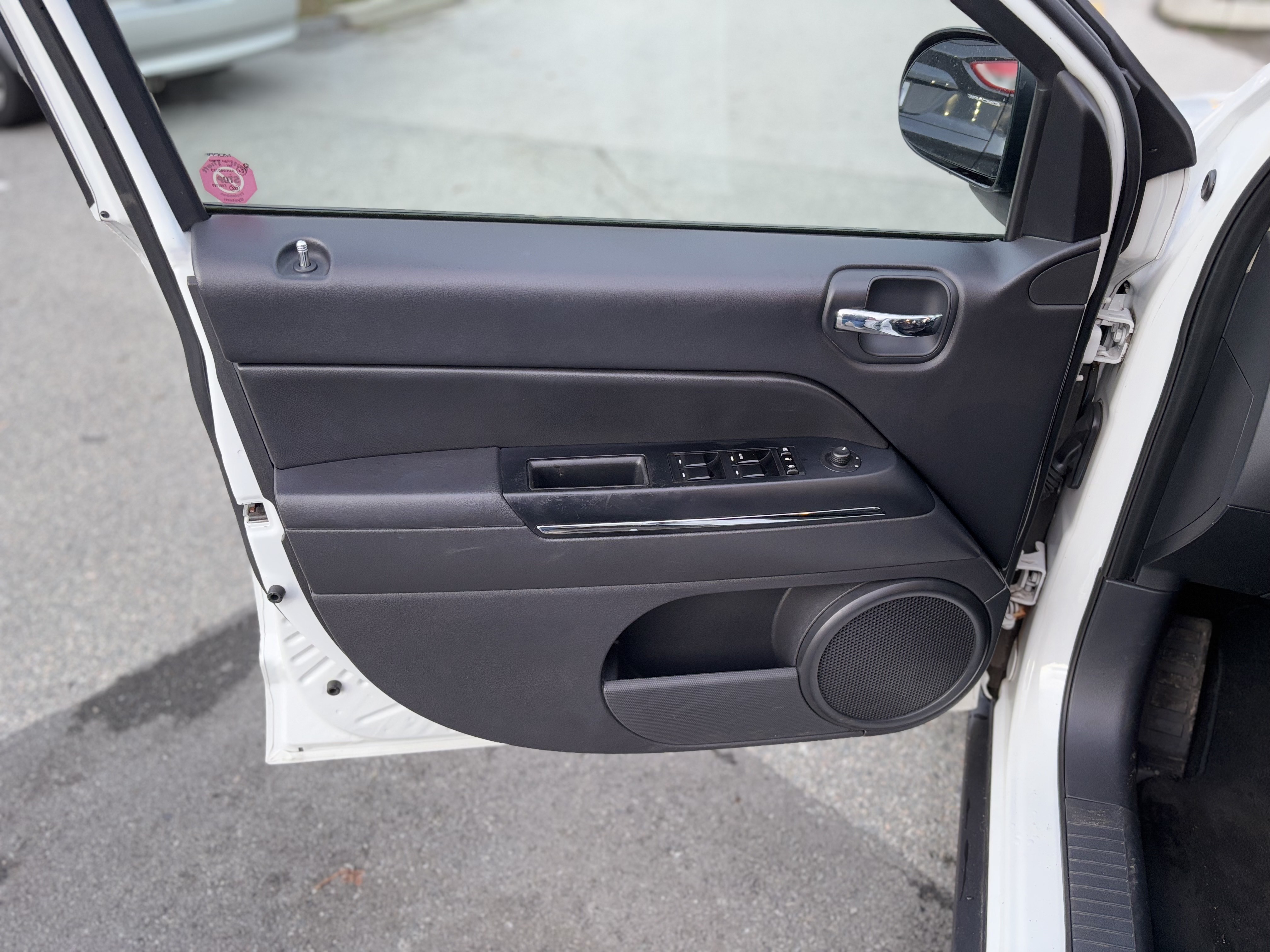 /canwestautoinc/2013-Jeep-Compass-7850275464754228.jpg