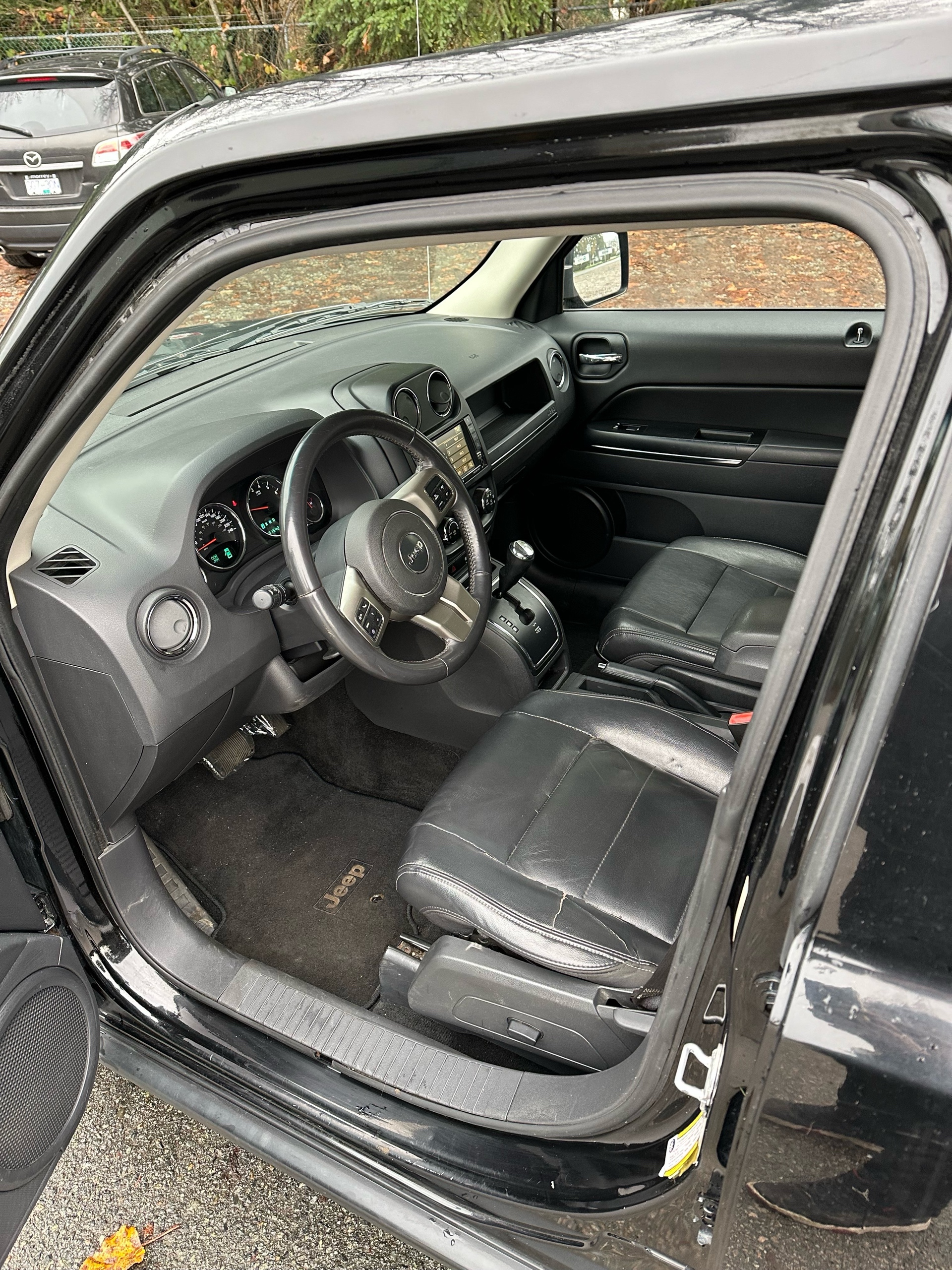 /canwestautoinc/2013-Jeep-Patriot-8827418214856577.jpg