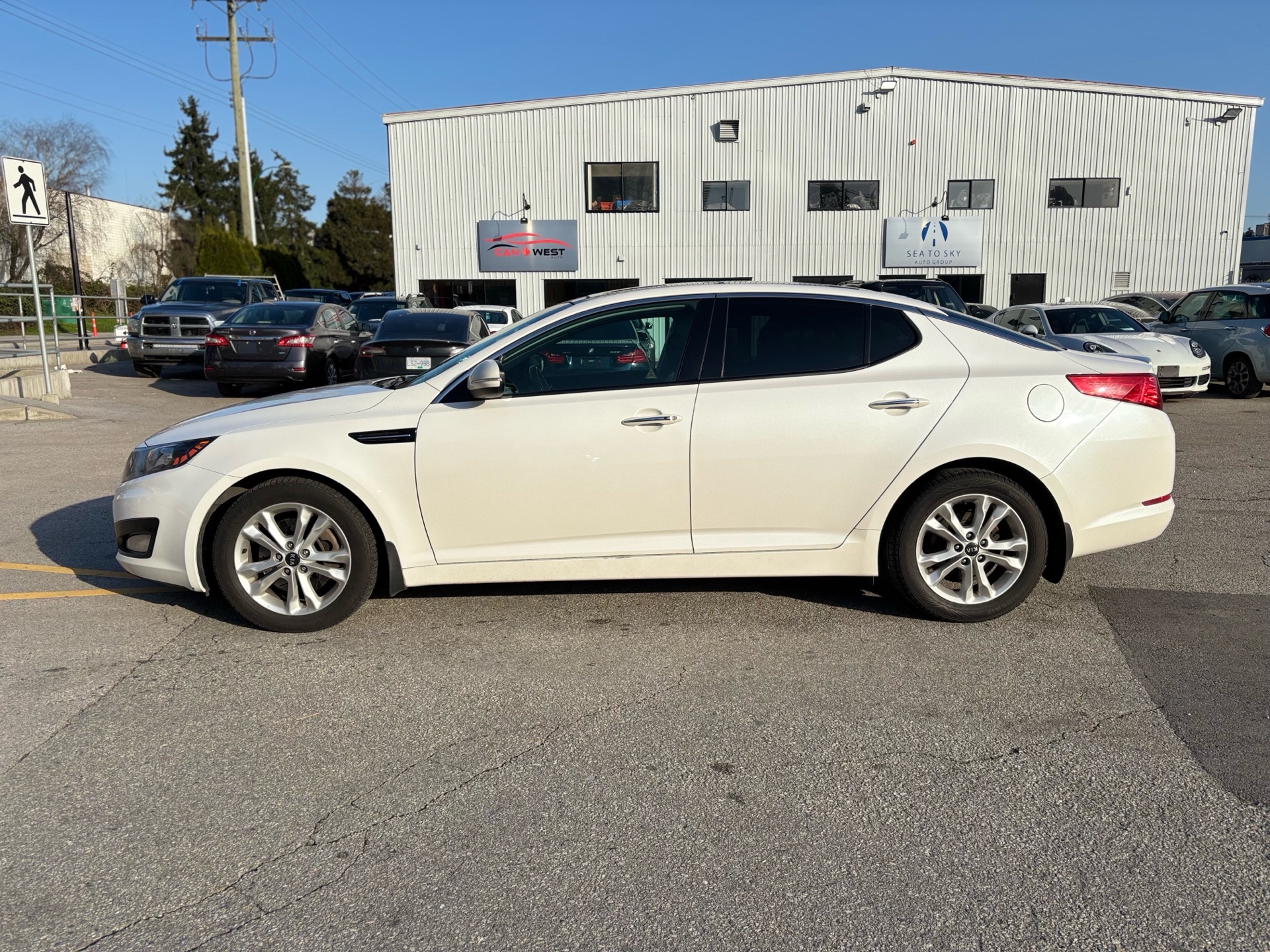 /canwestautoinc/2013-Kia-Optima-33922031911453066.jpg