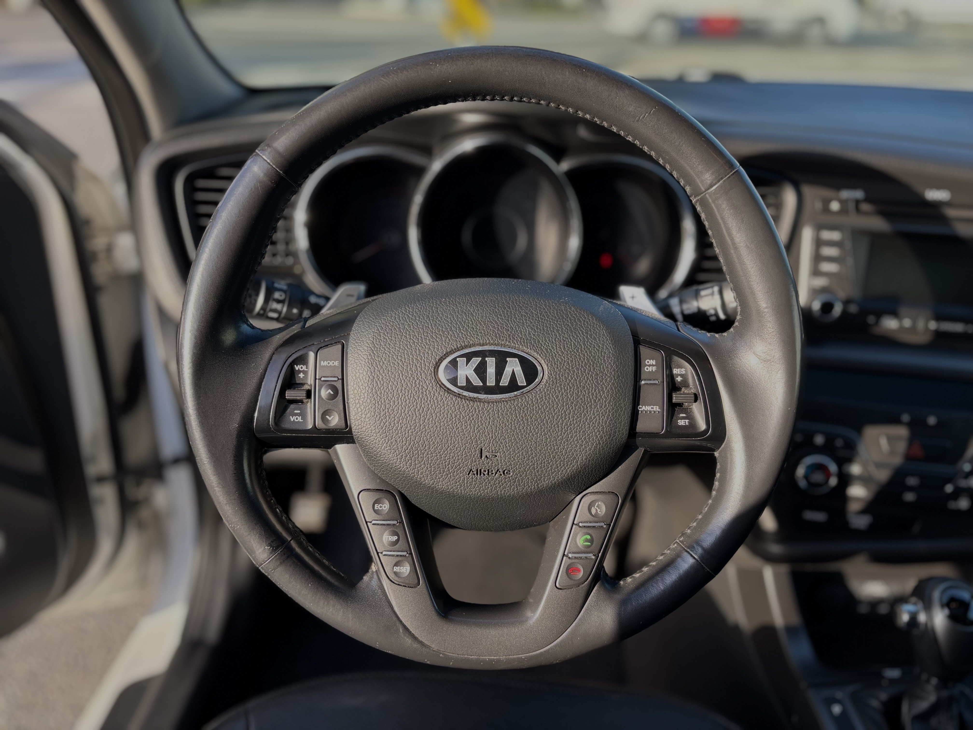 /canwestautoinc/2013-Kia-Optima-4084498195926123.jpg
