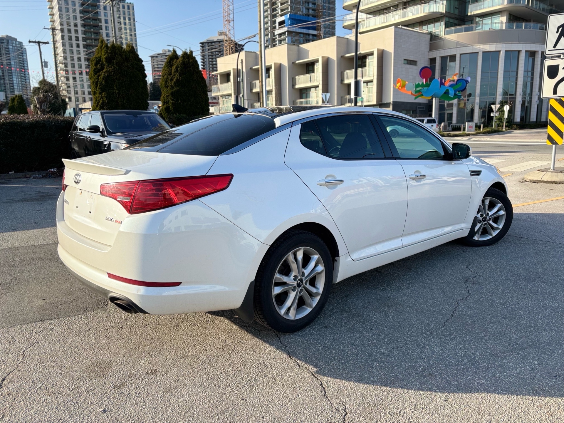 /canwestautoinc/2013-Kia-Optima-9417054818533586.jpg
