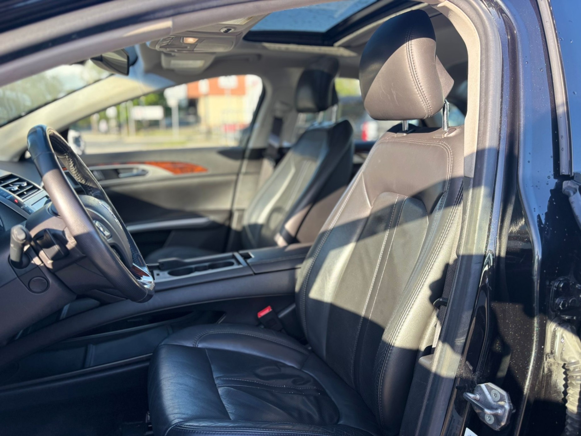 /canwestautoinc/2013-Lincoln-MKZ-17165308904662457.jpg