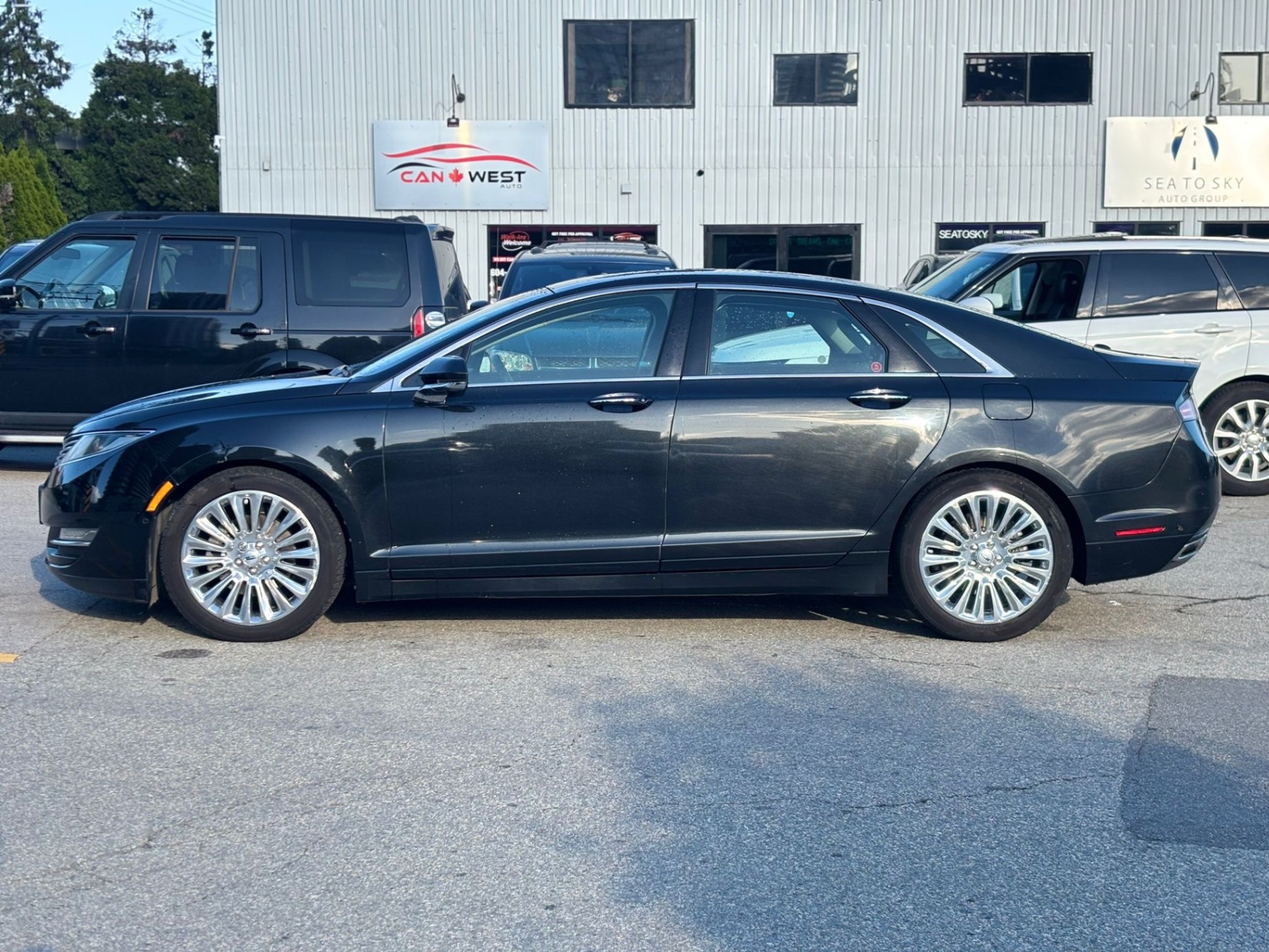 /canwestautoinc/2013-Lincoln-MKZ-17369987984763968.jpg
