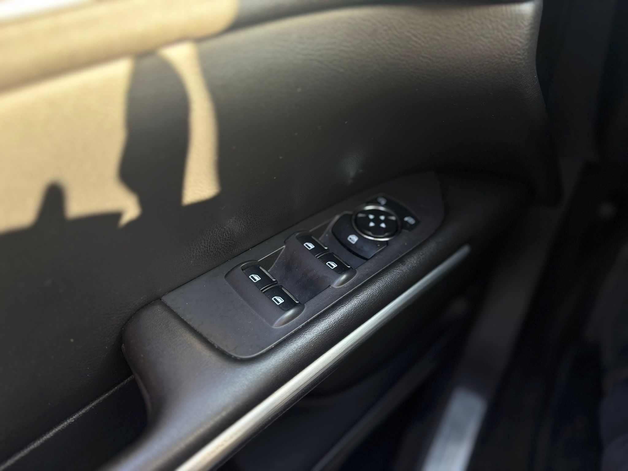 /canwestautoinc/2013-Lincoln-MKZ-19548310259159773.jpg