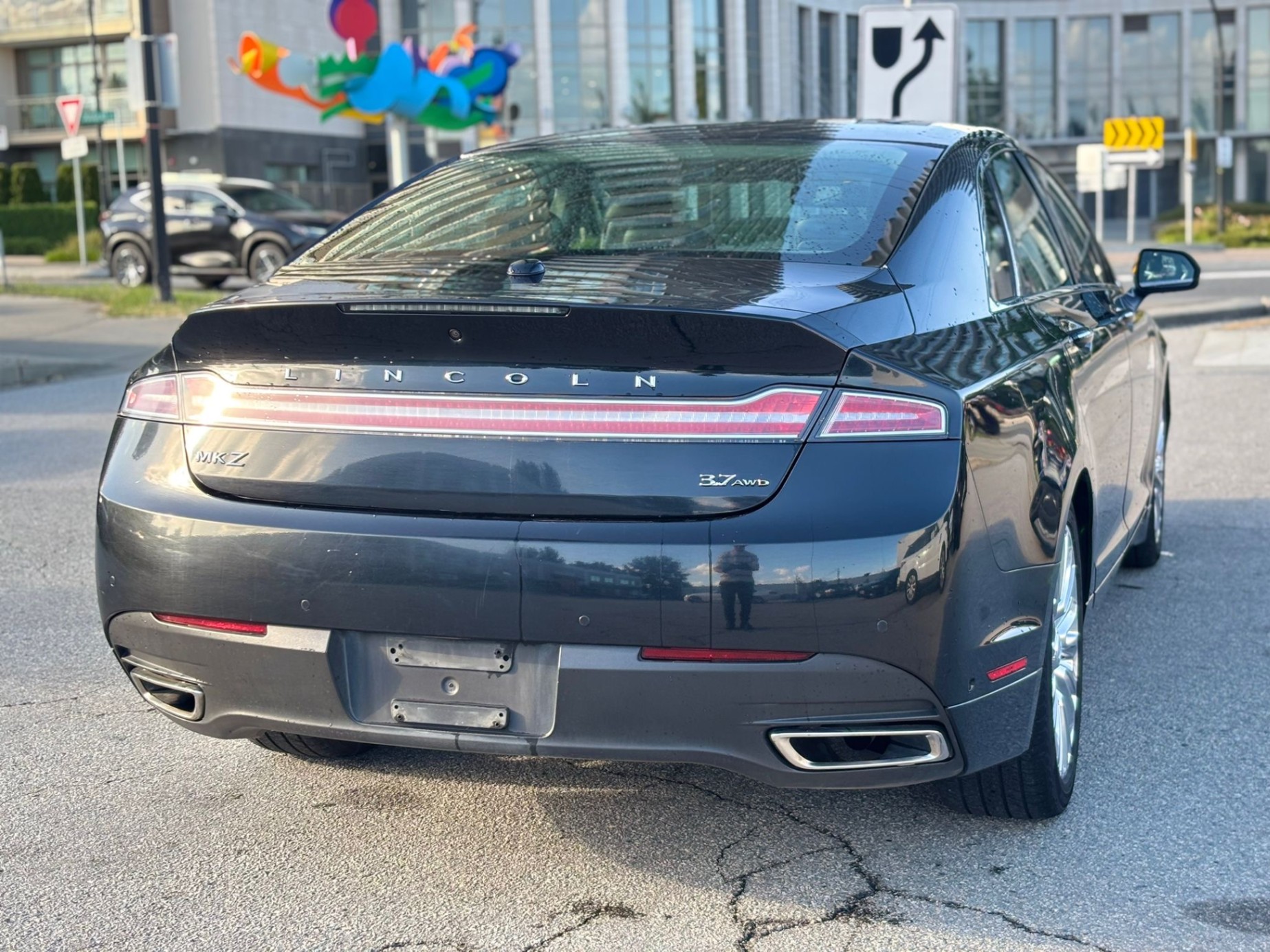 /canwestautoinc/2013-Lincoln-MKZ-523200942488413.jpg