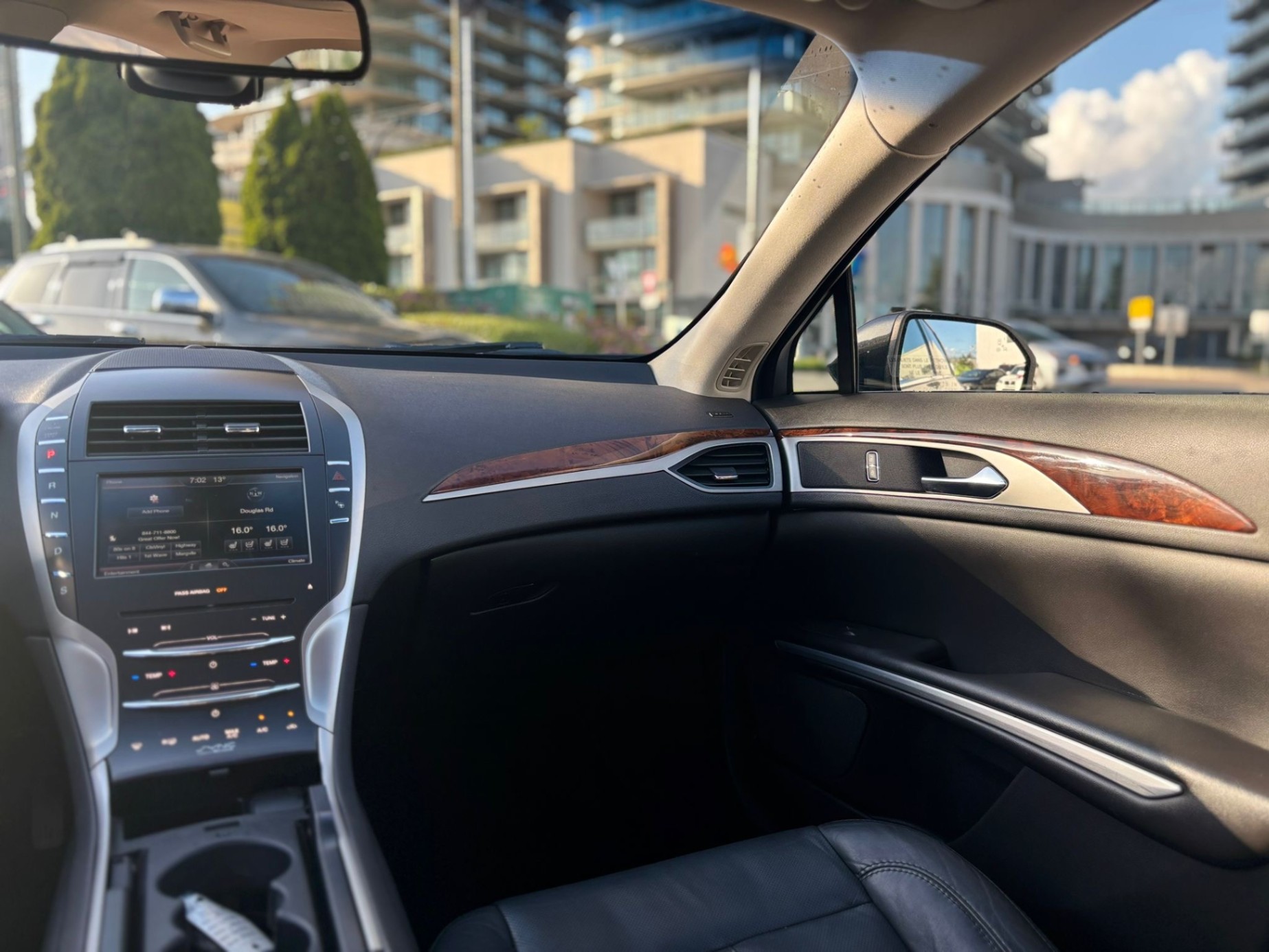 /canwestautoinc/2013-Lincoln-MKZ-8020835656805818.jpg