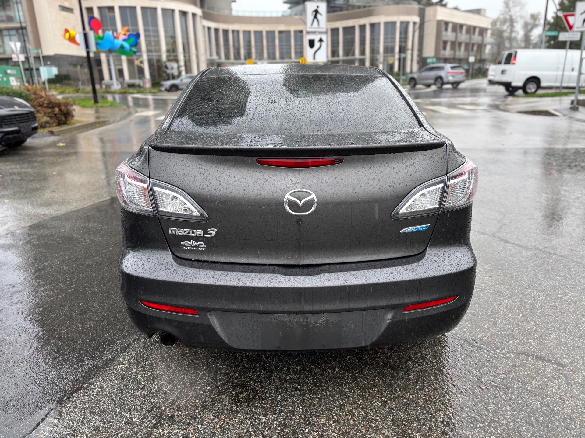 /canwestautoinc/2013-Mazda-Mazda3-3363692505587019.jpg