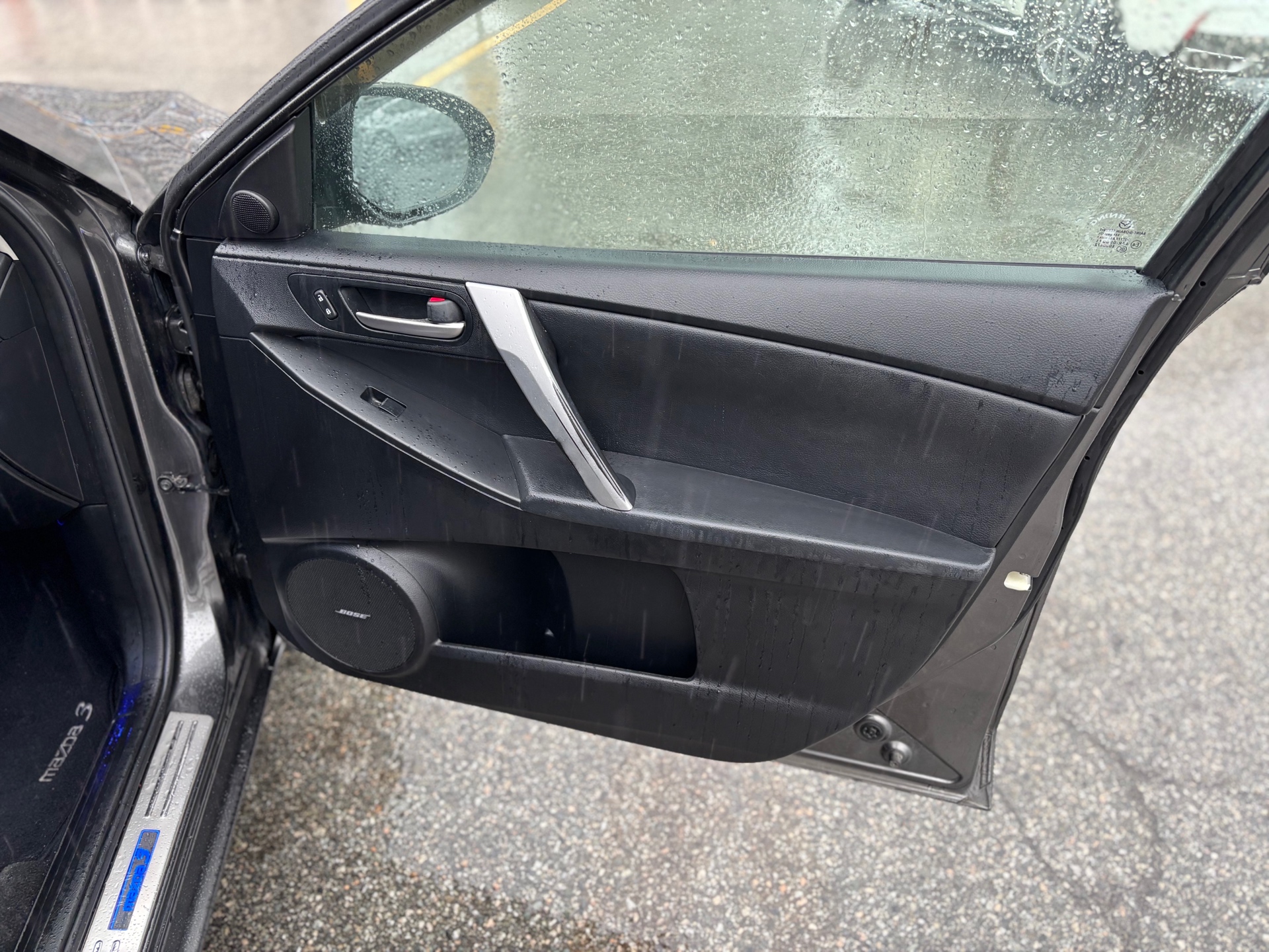 /canwestautoinc/2013-Mazda-Mazda3-8509937308074798.jpg