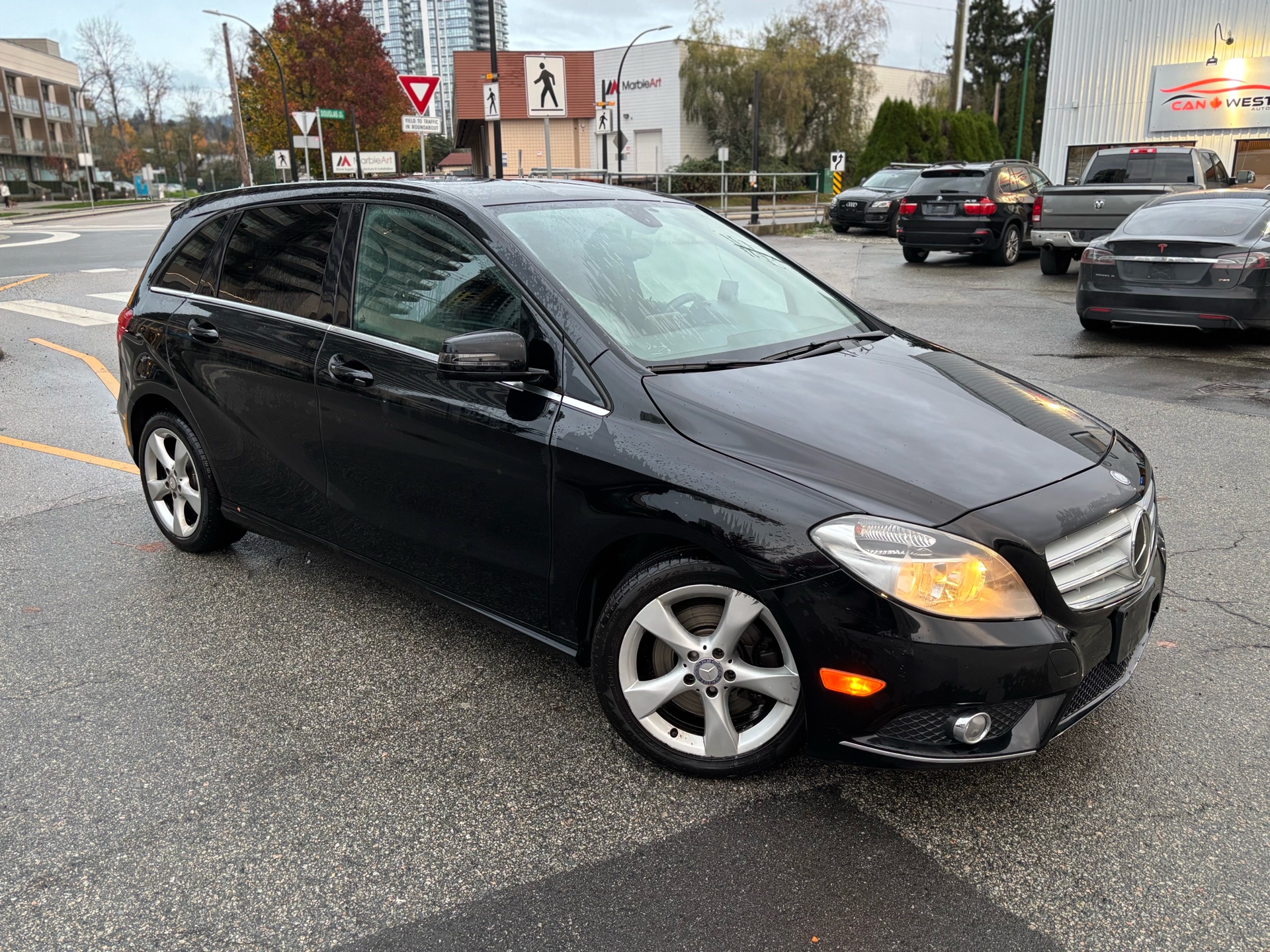 /canwestautoinc/2013-Mercedes-Benz-B-Class-07772961775520515.jpg