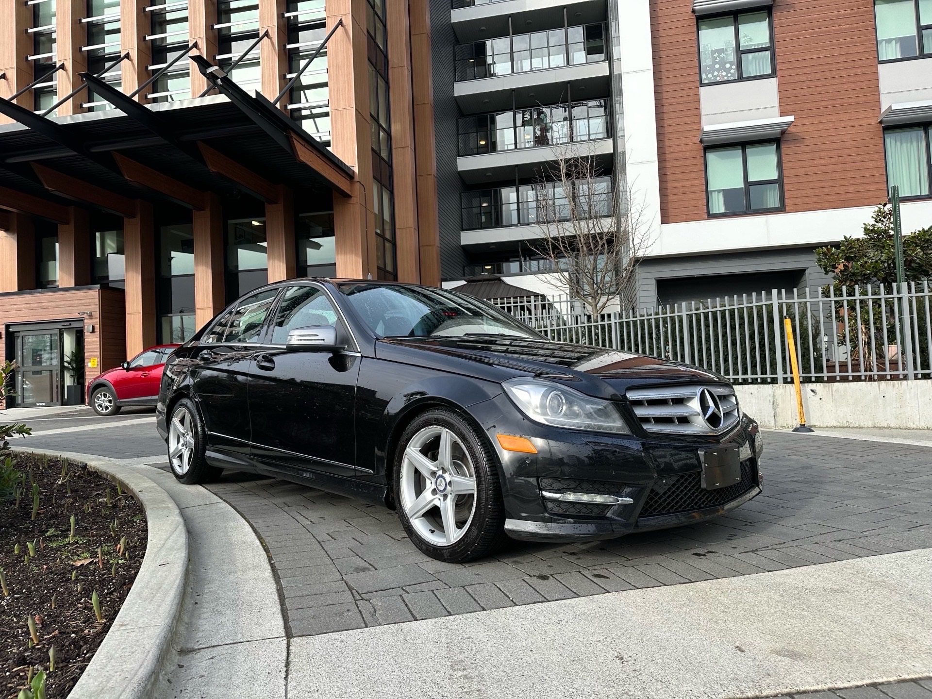 /canwestautoinc/2013-Mercedes-Benz-C-Class-29790249404807123.jpg