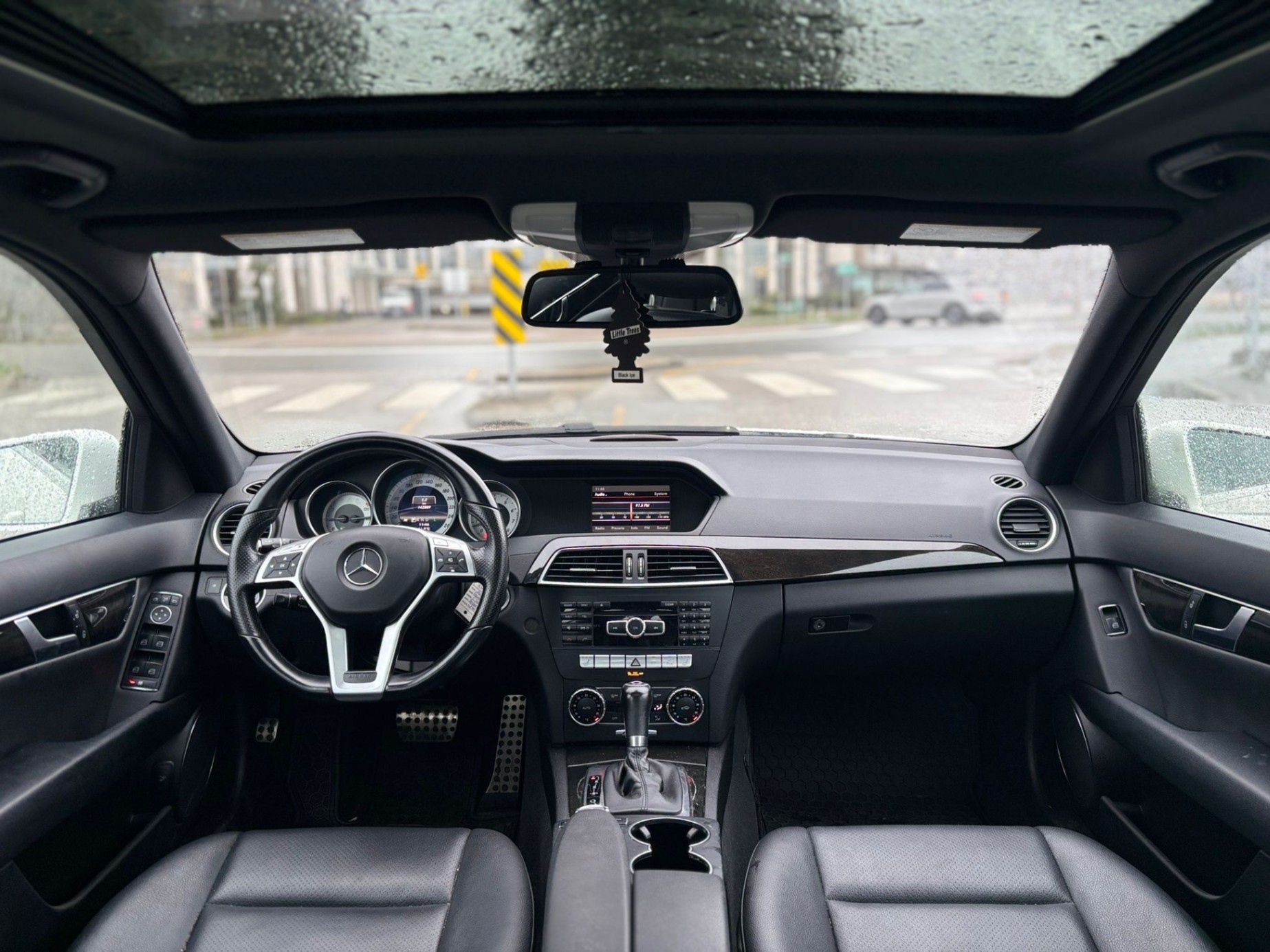 /canwestautoinc/2013-Mercedes-Benz-C-Class-5696137335296427.jpg