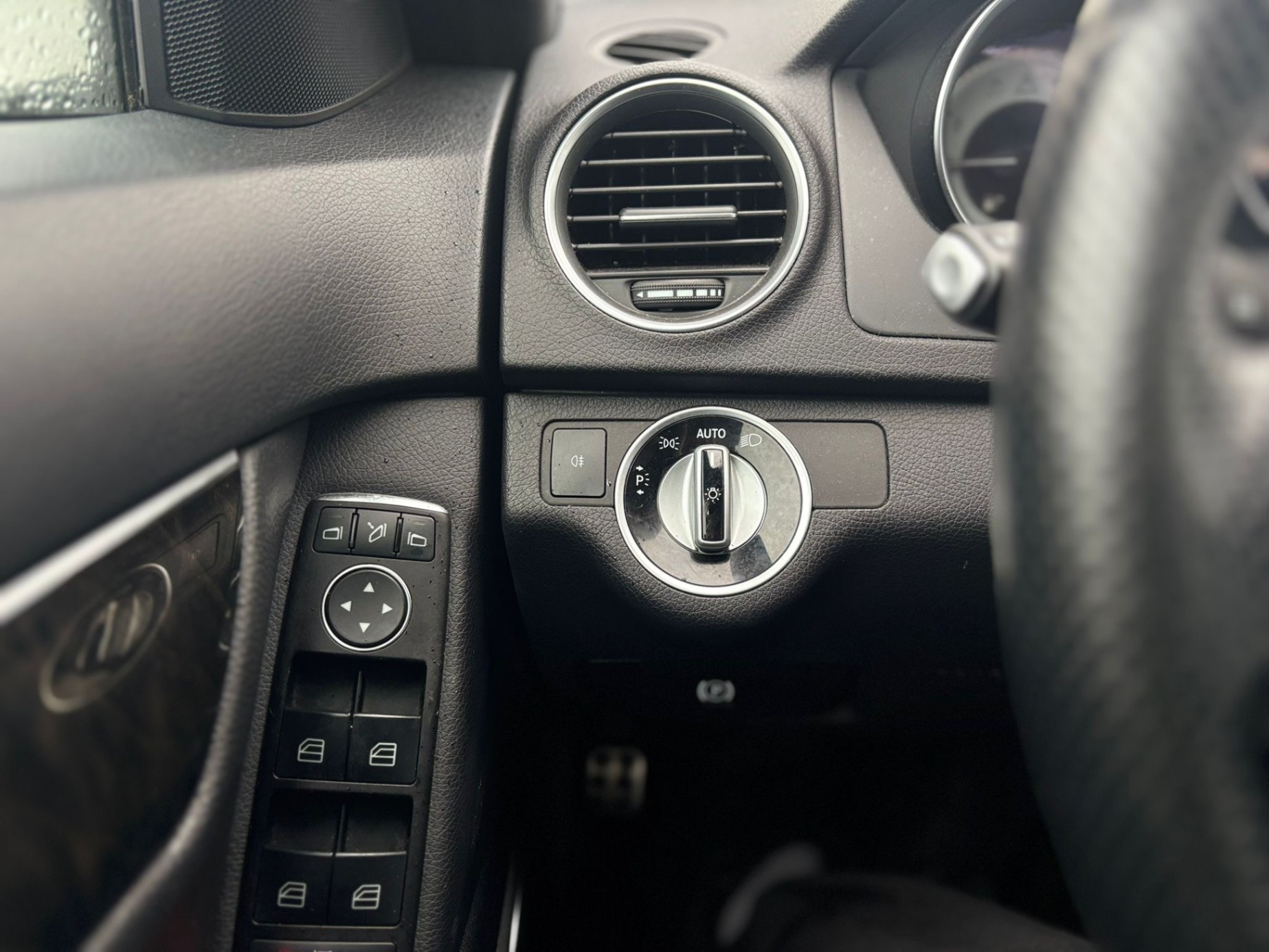 /canwestautoinc/2013-Mercedes-Benz-C-Class-8817566724211316.jpg