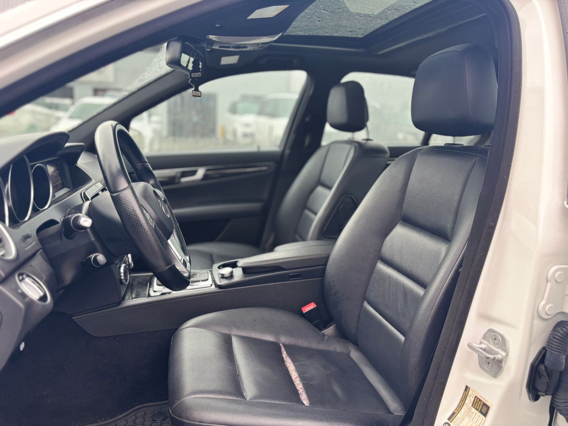 /canwestautoinc/2013-Mercedes-Benz-C-Class-9397743649379111.jpg