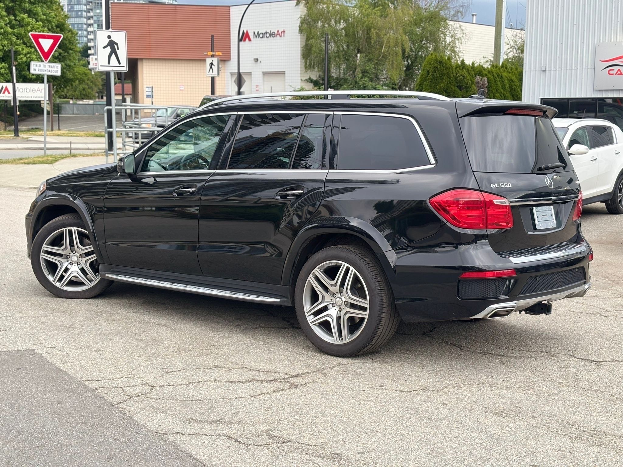 /canwestautoinc/2013-Mercedes-Benz-GL-Class-11819963974712278.jpg