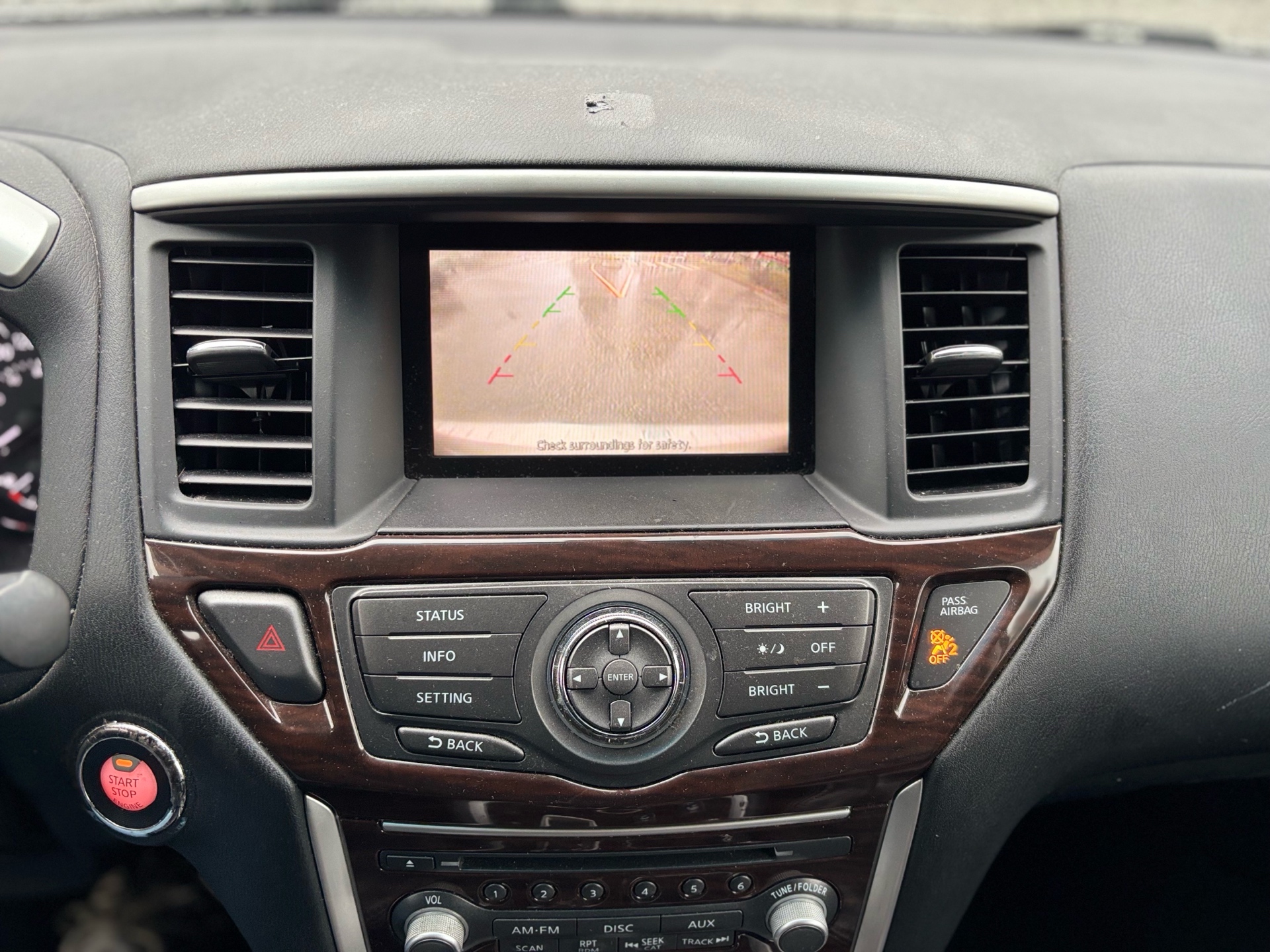 /canwestautoinc/2013-Nissan-Pathfinder-12416675992444359.jpg