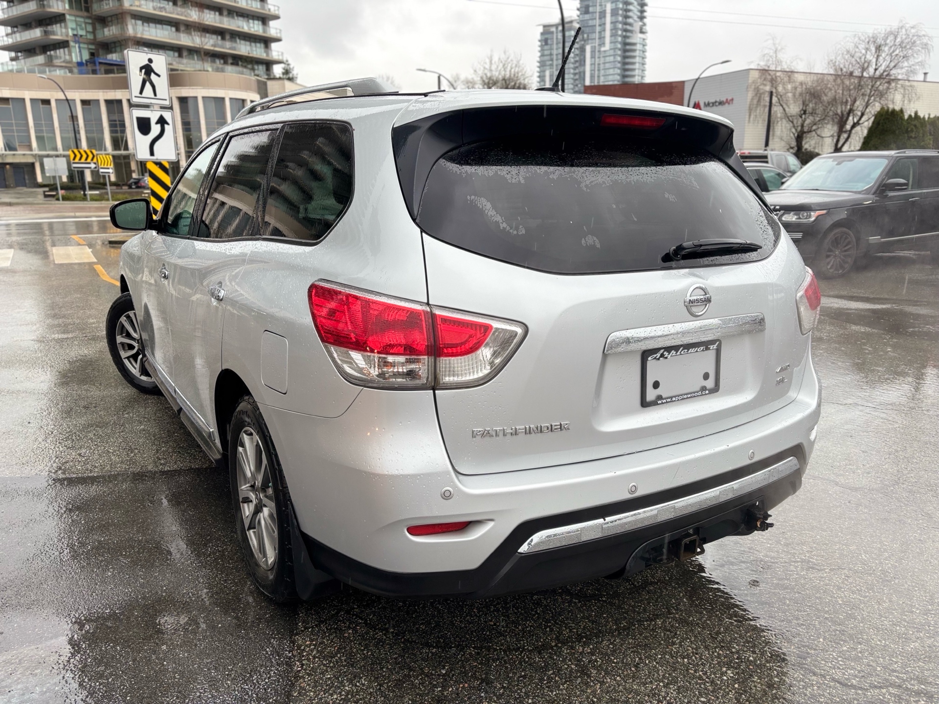 /canwestautoinc/2013-Nissan-Pathfinder-31700090403058967.jpg