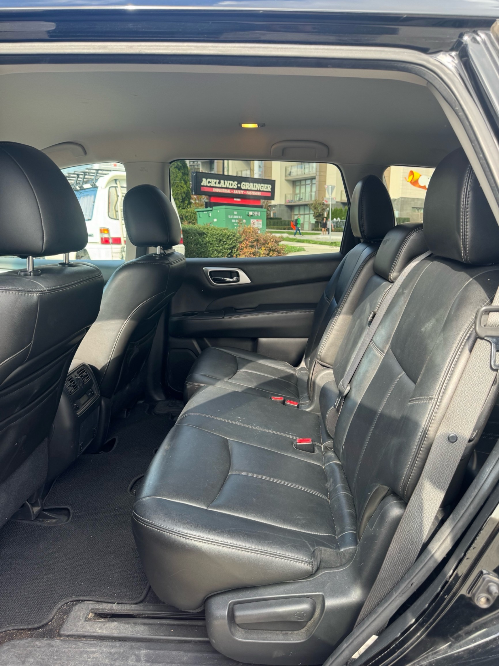 /canwestautoinc/2013-Nissan-Pathfinder-5114355905252856.jpg