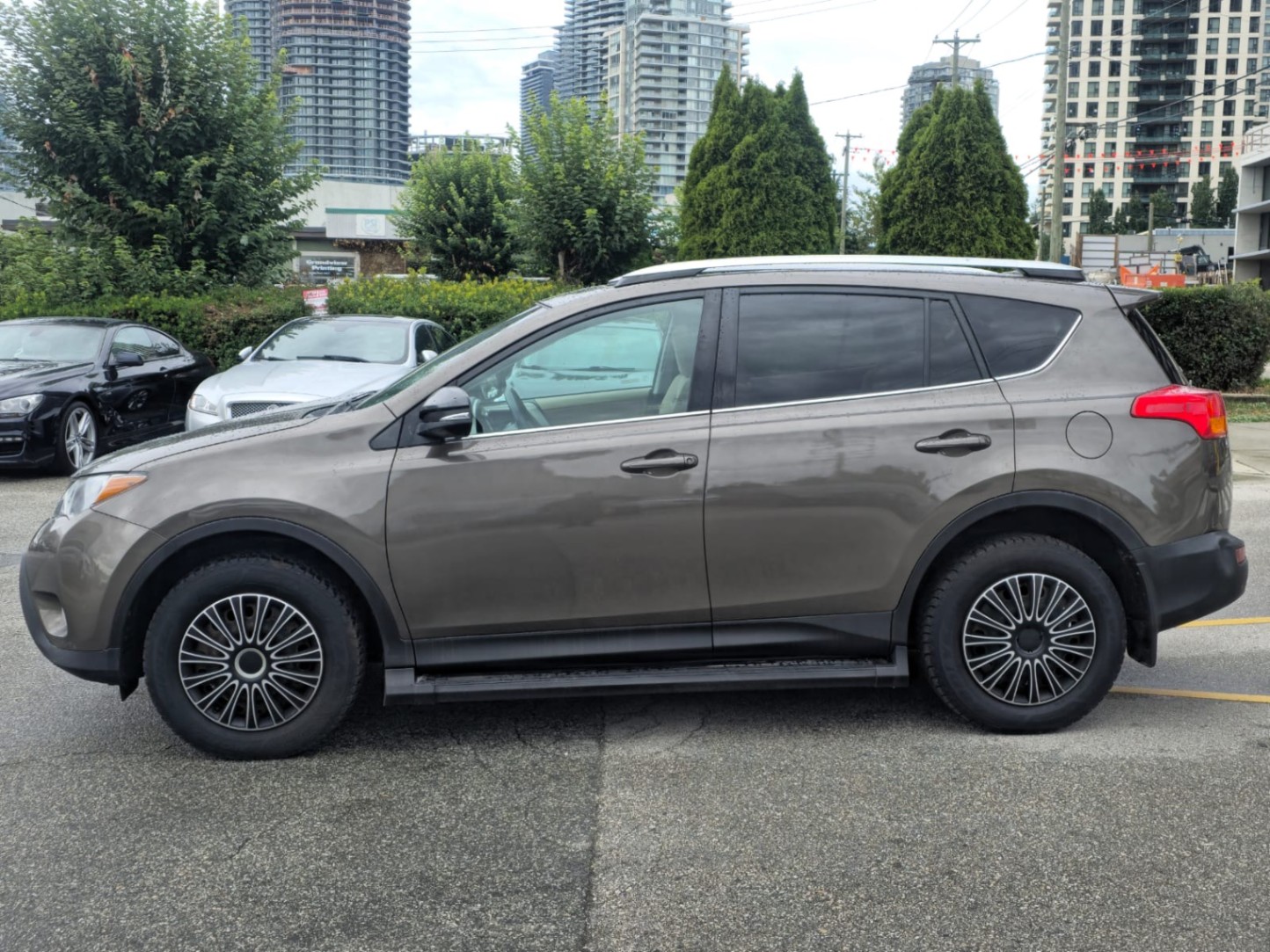 /canwestautoinc/2013-Toyota-RAV4-5310262222417315.jpg