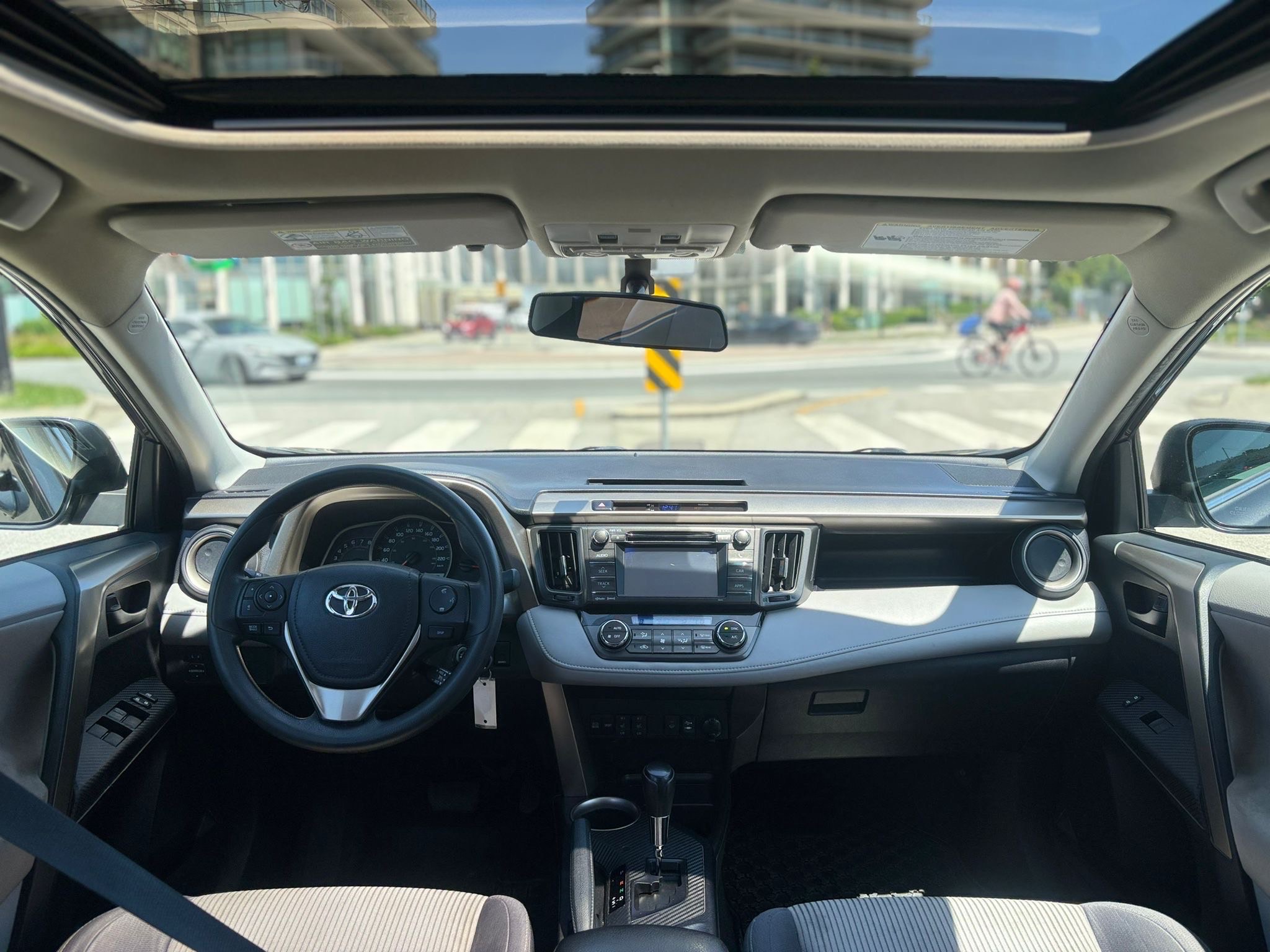 /canwestautoinc/2013-Toyota-RAV4-8179424388440275.jpg